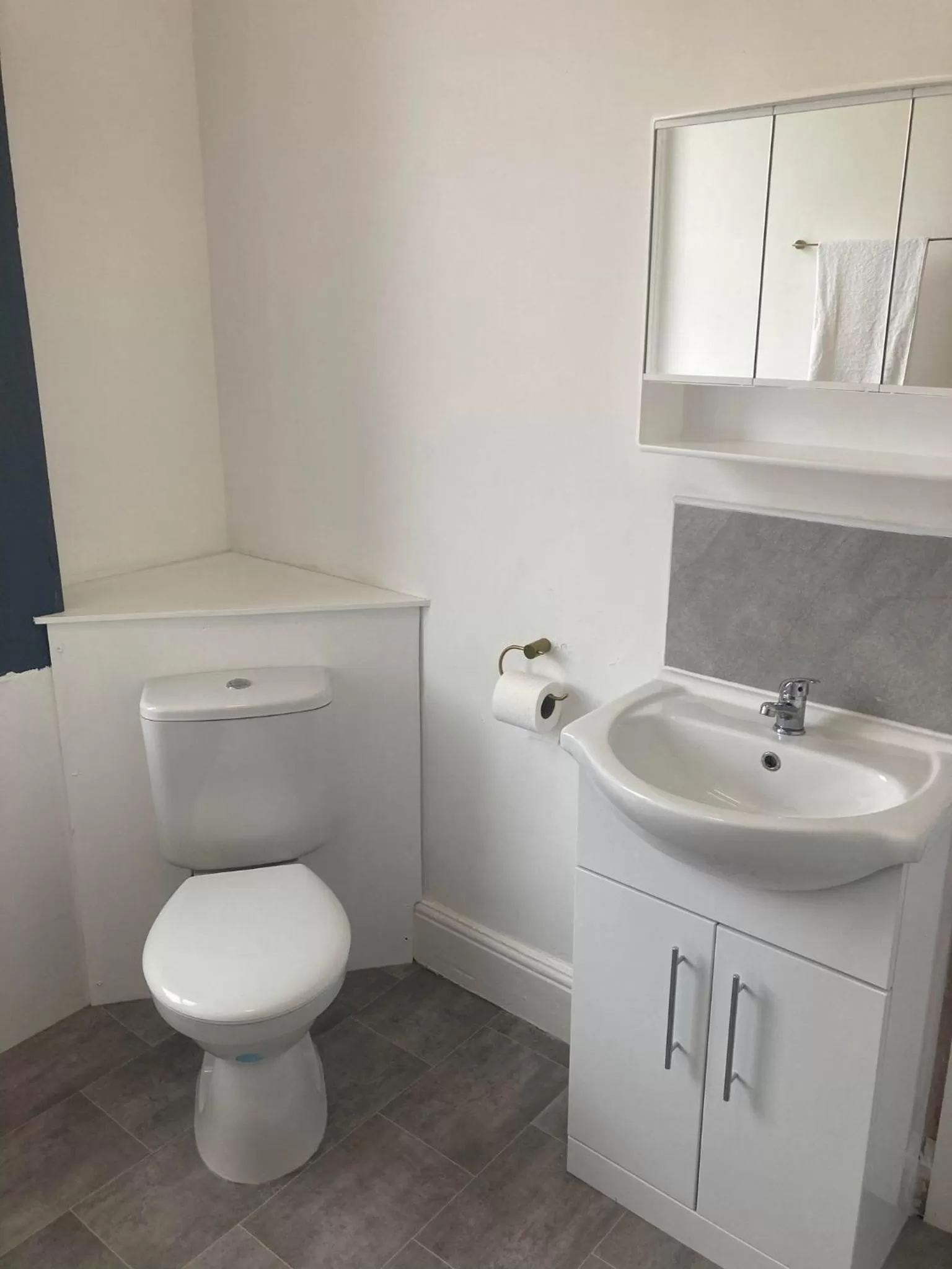 Bathroom in The New Astoria Hotel