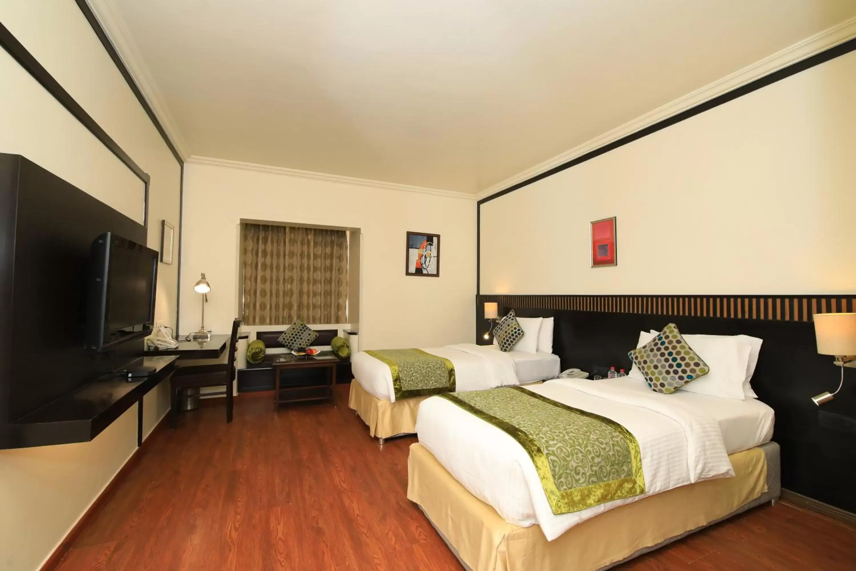 Bed in Fortune Inn Haveli, Gandhinagar - Member ITC's Hotel Group