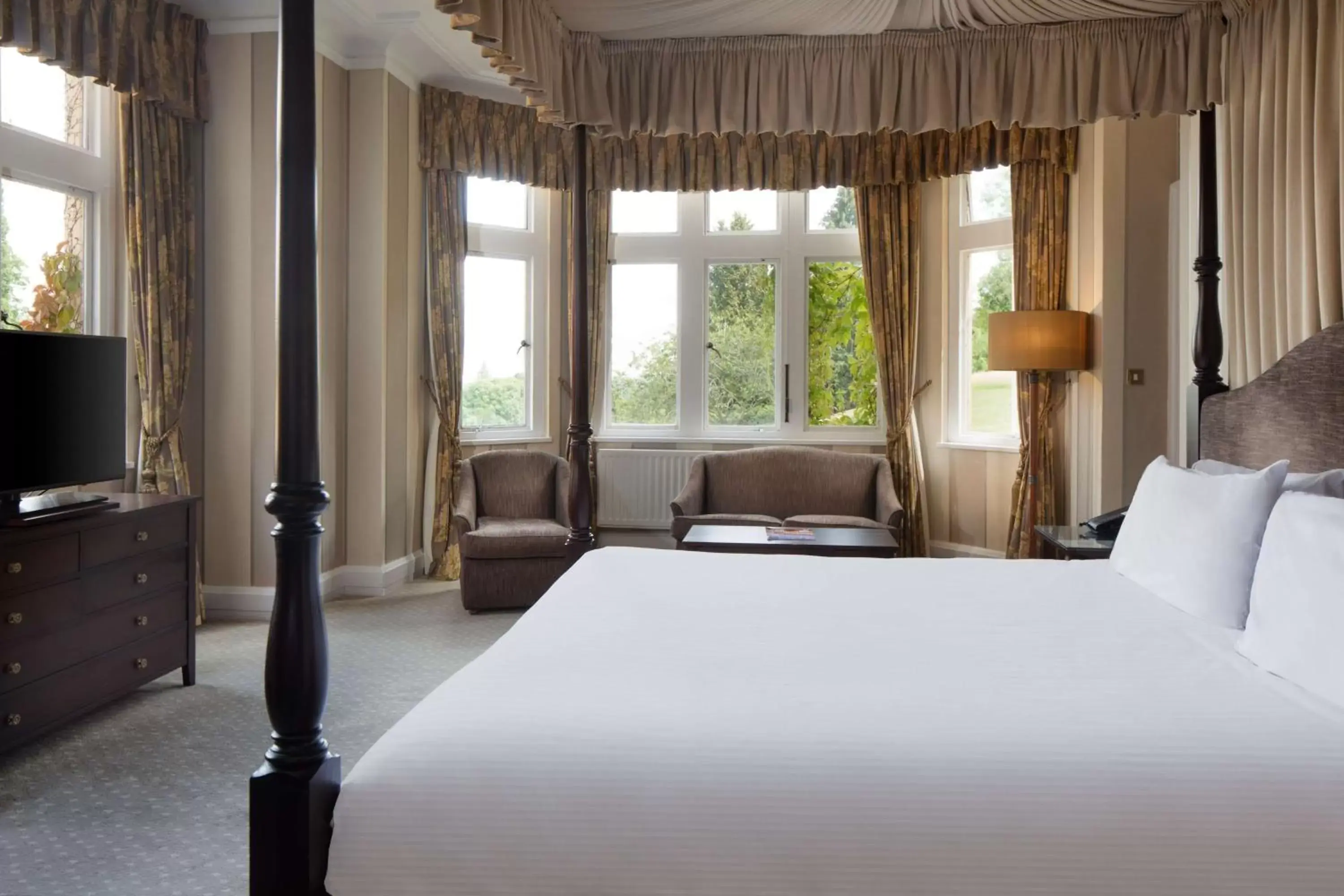 Photo of the whole room, Bed in The Welcombe Golf & Spa Hotel