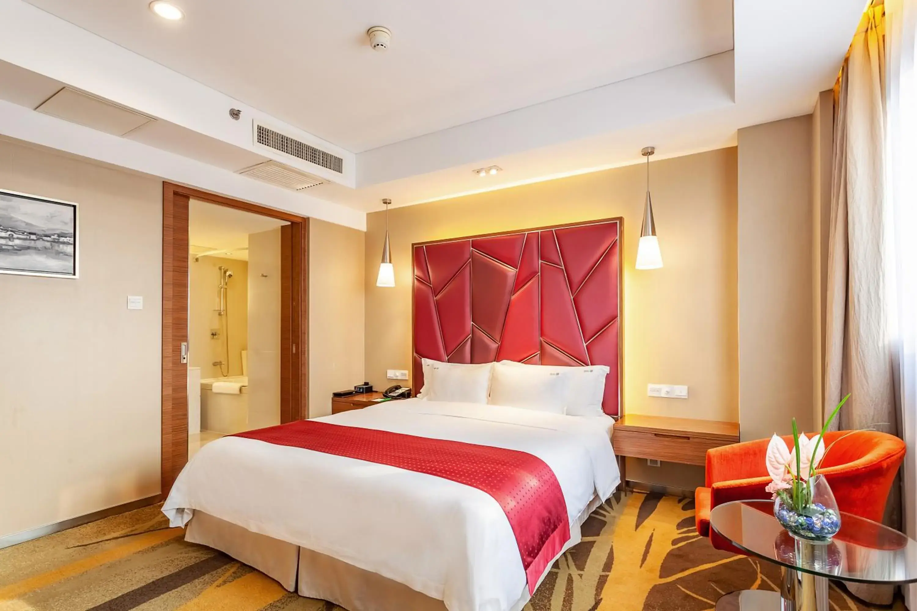 Bed in Holiday Inn Hefei, an IHG Hotel