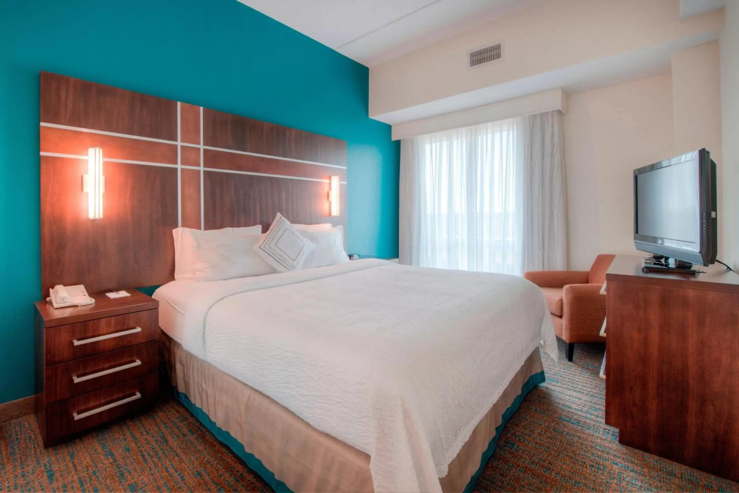 Bedroom, Bed in Residence Inn Charlotte Uptown