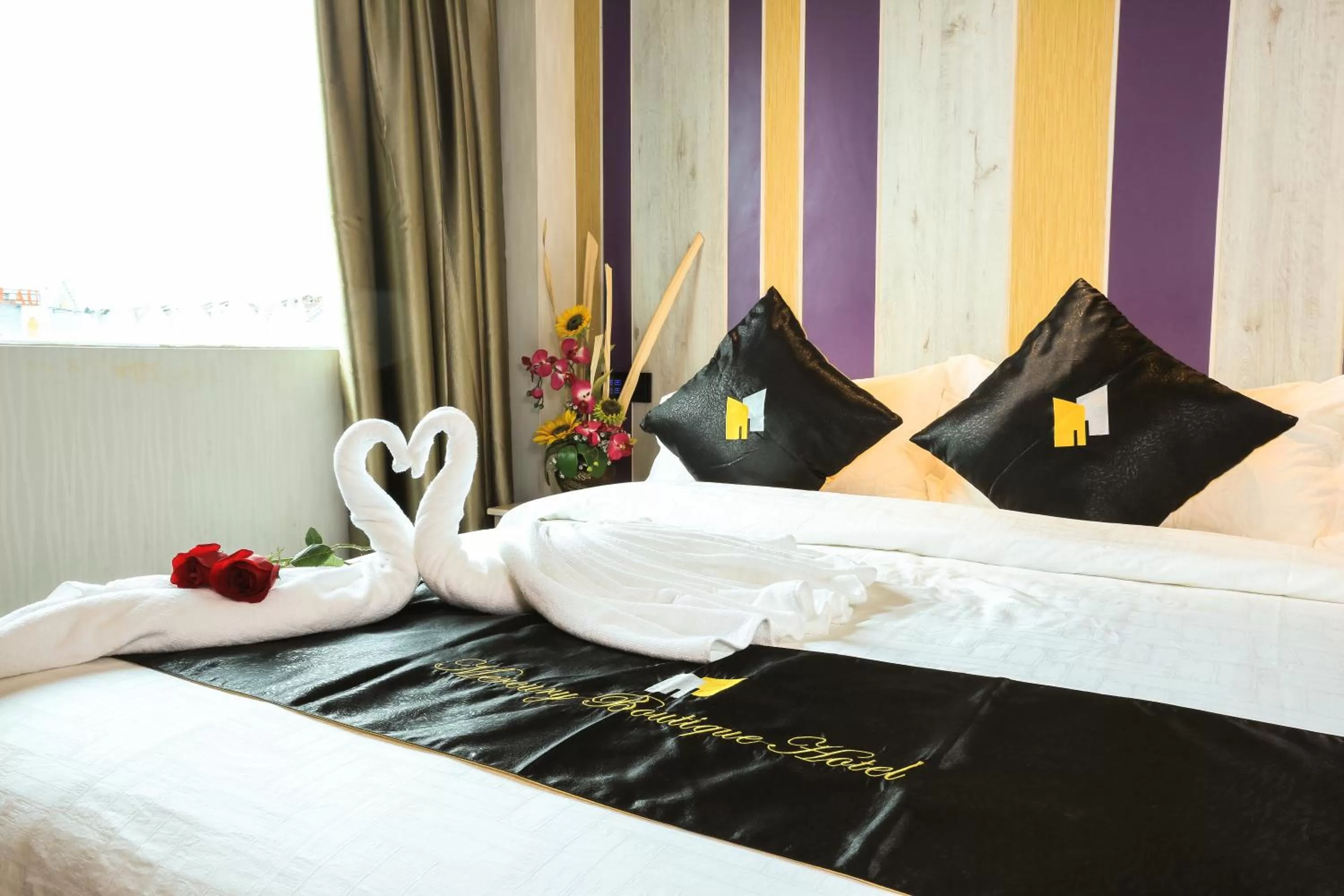 Bedroom, Bed in Mercury Boutique Hotel