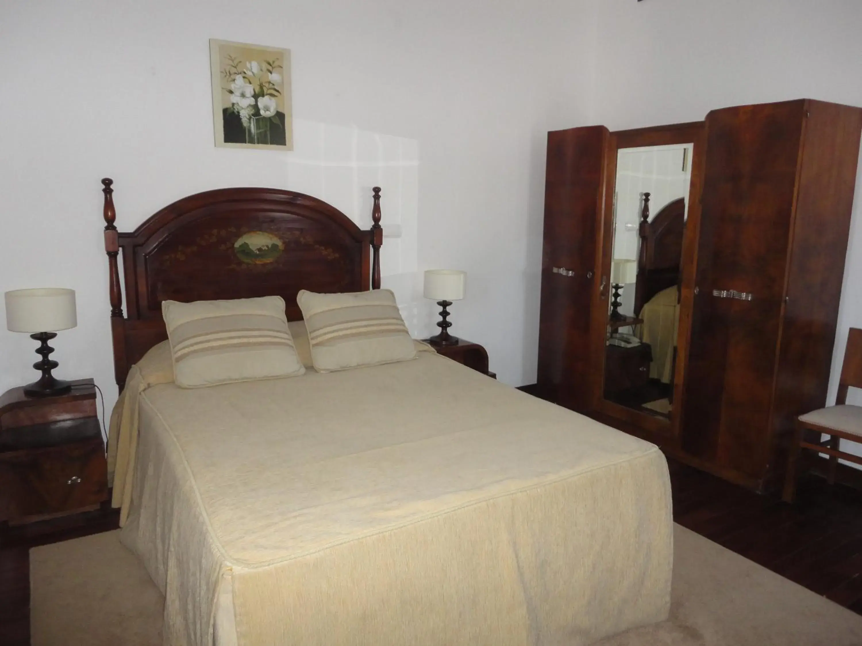 Photo of the whole room, Bed in Hotel Rural Quinta de Santo Antonio