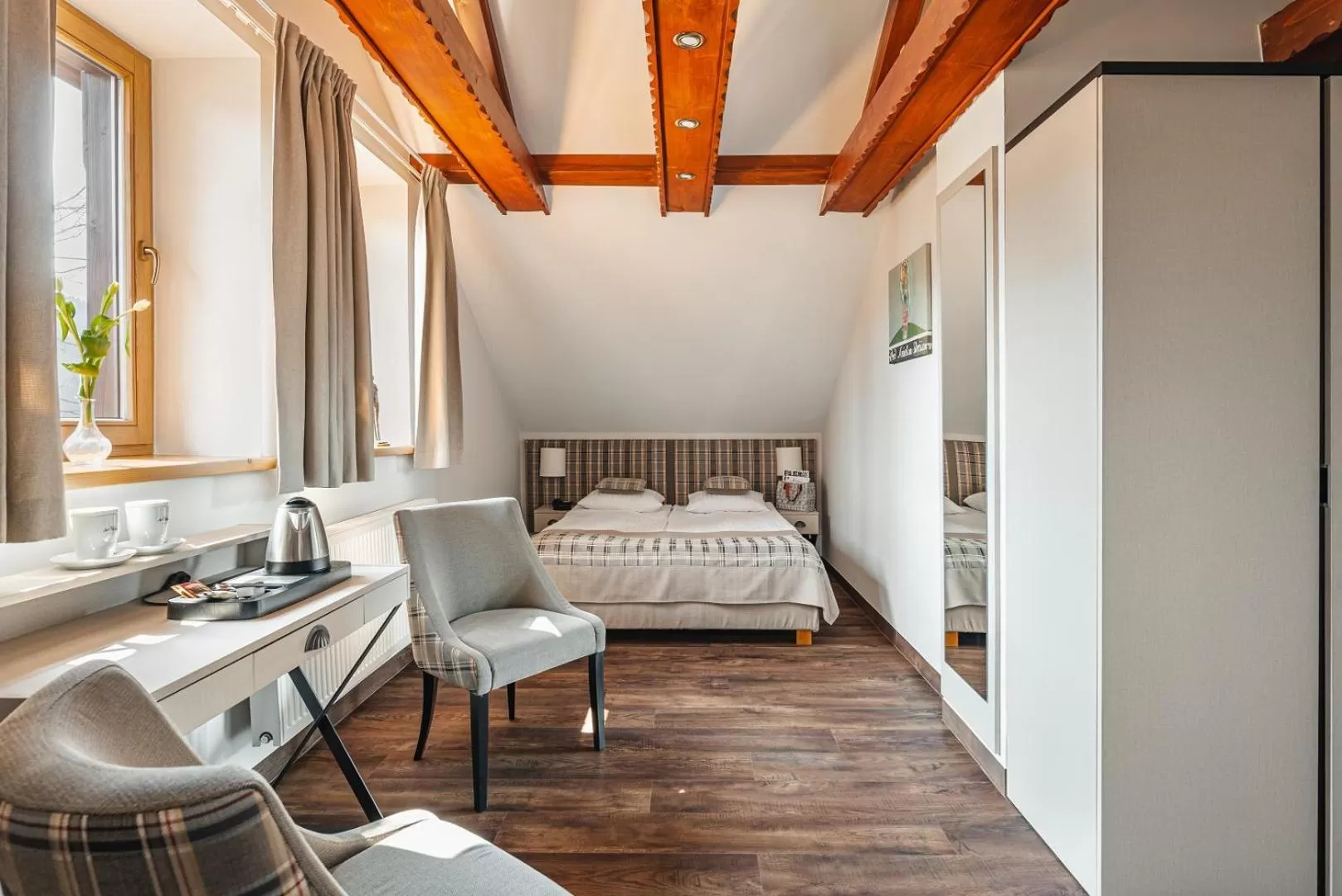 Bedroom in Hotel Batory