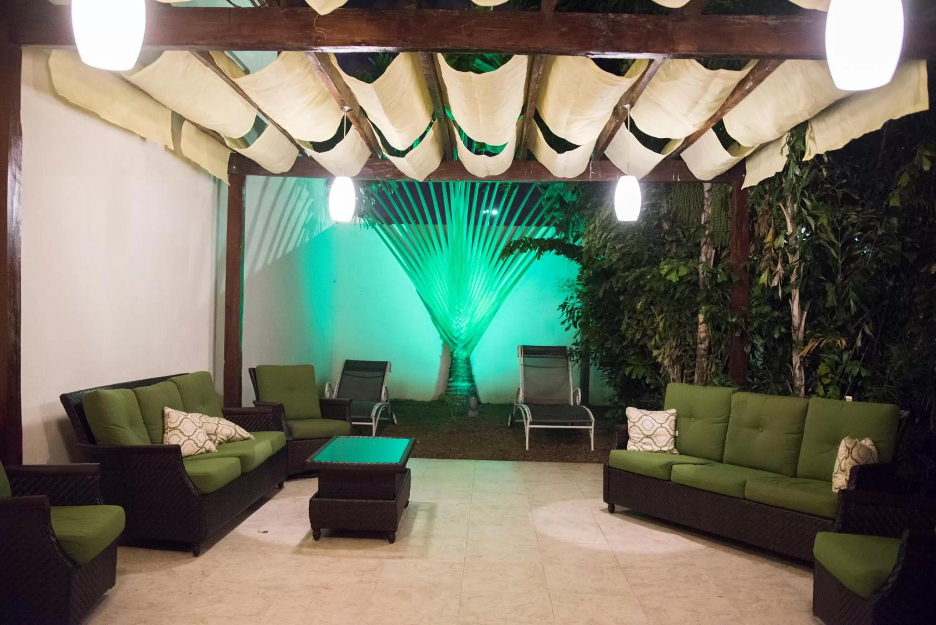 Patio in Hotel Ocean View