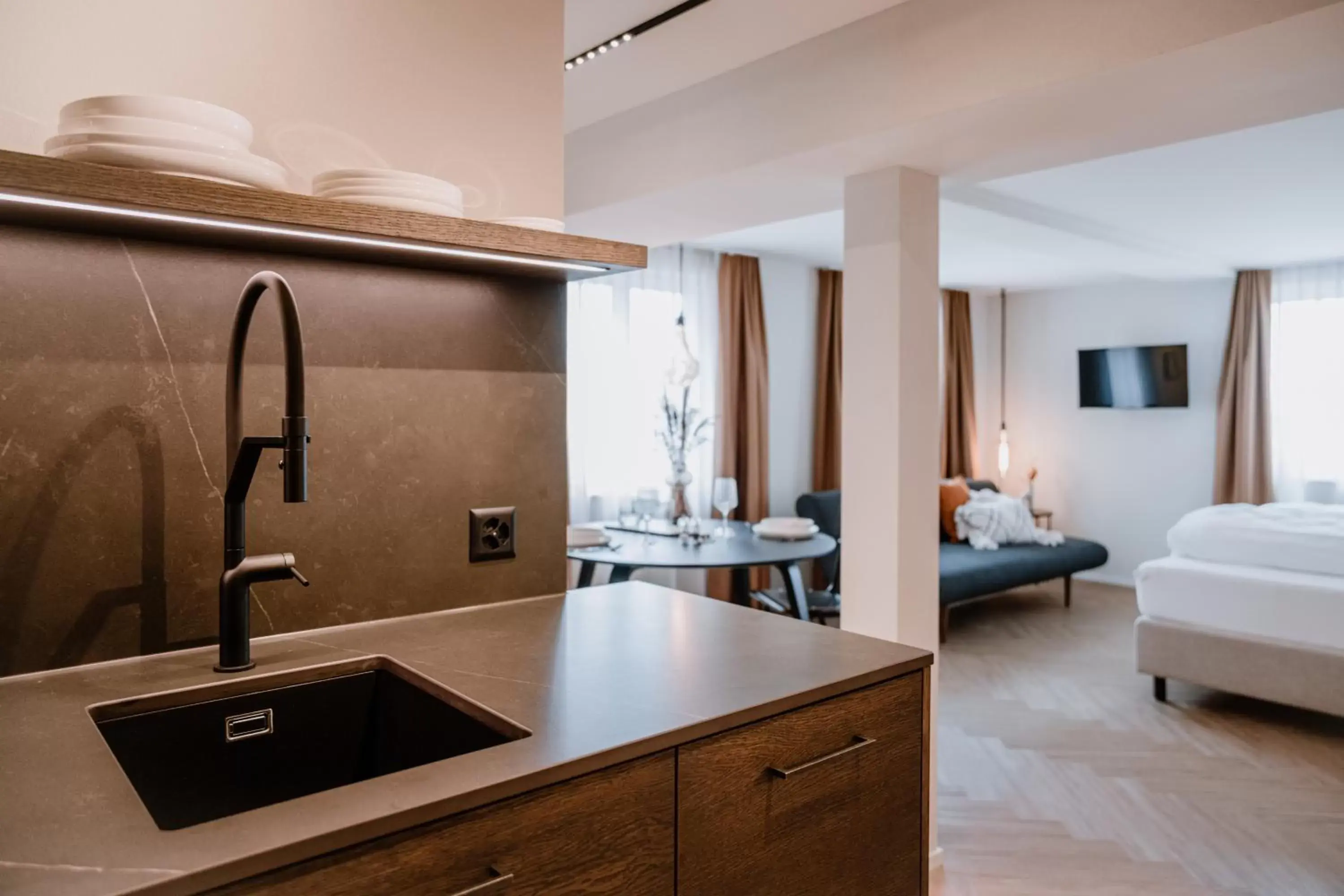 Kitchen or kitchenette, Kitchen/Kitchenette in Hotel Müllers Self-Check-In