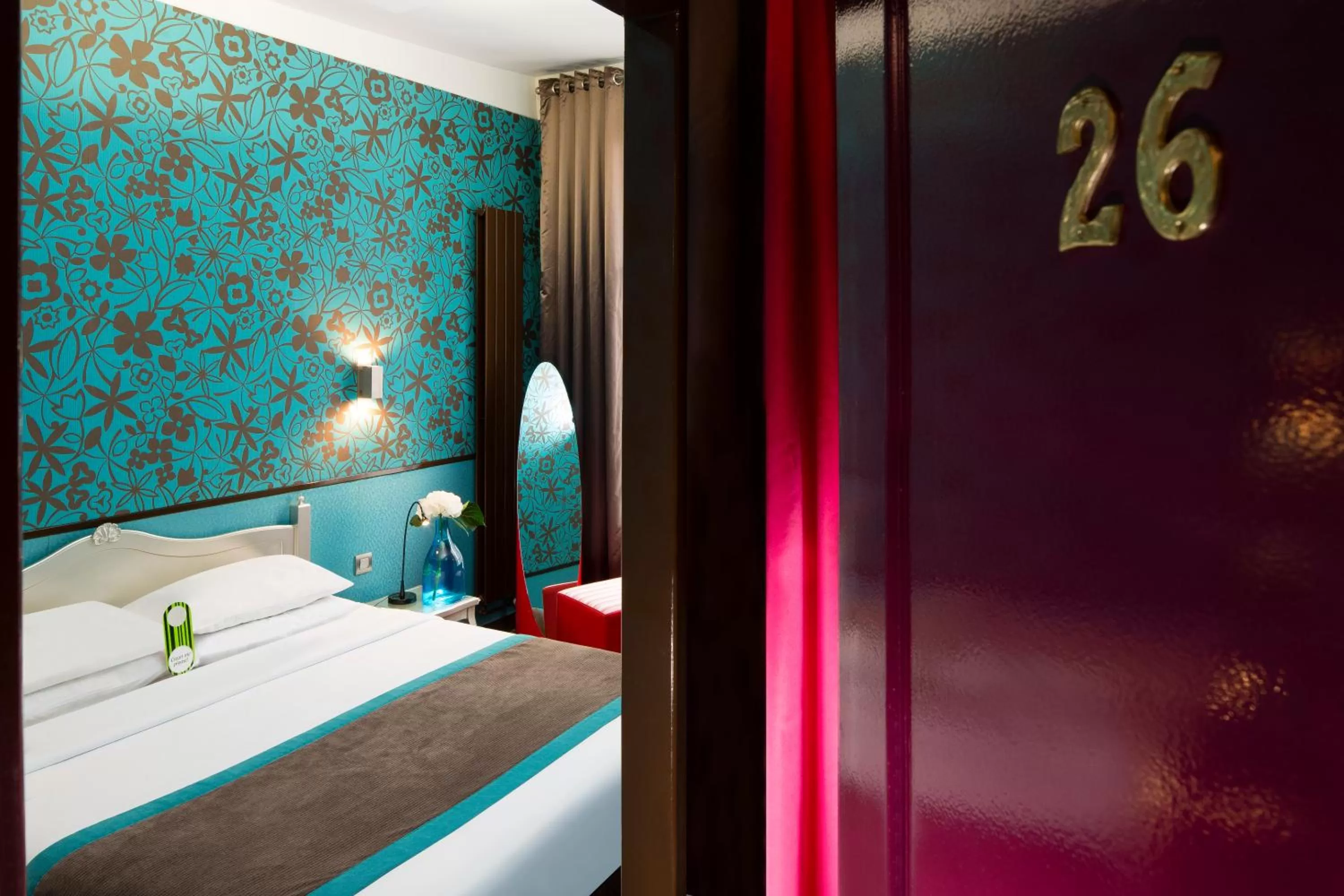 Photo of the whole room, Bed in Hotel Design Sorbonne