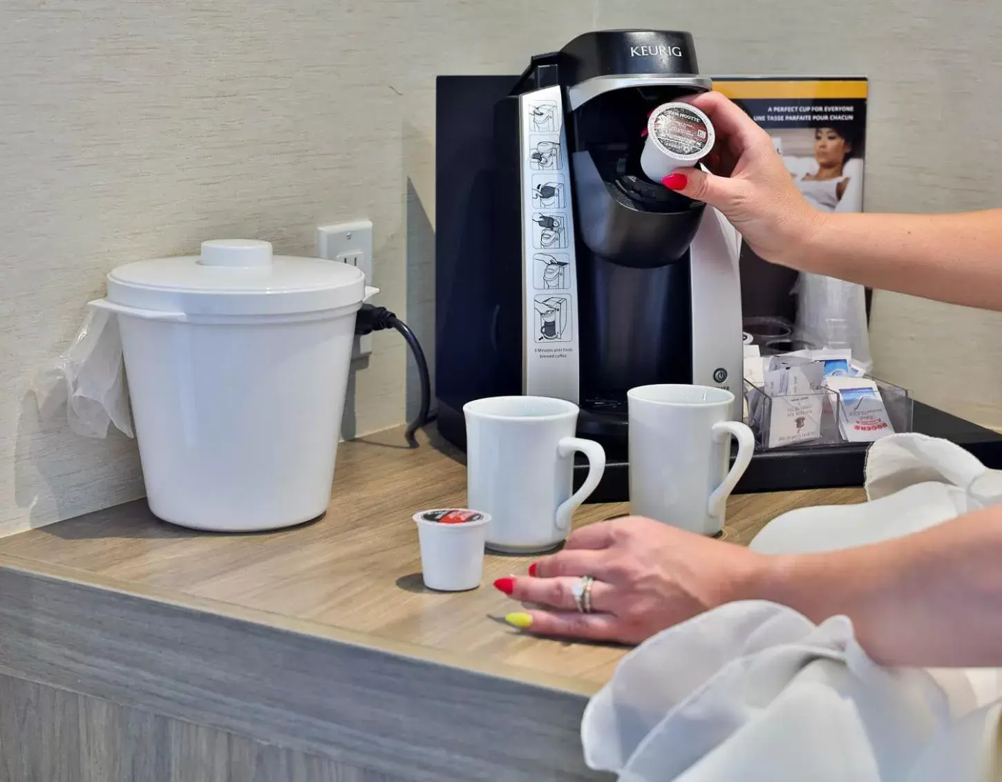 Coffee/tea facilities in Baymont by Wyndham Medicine Hat