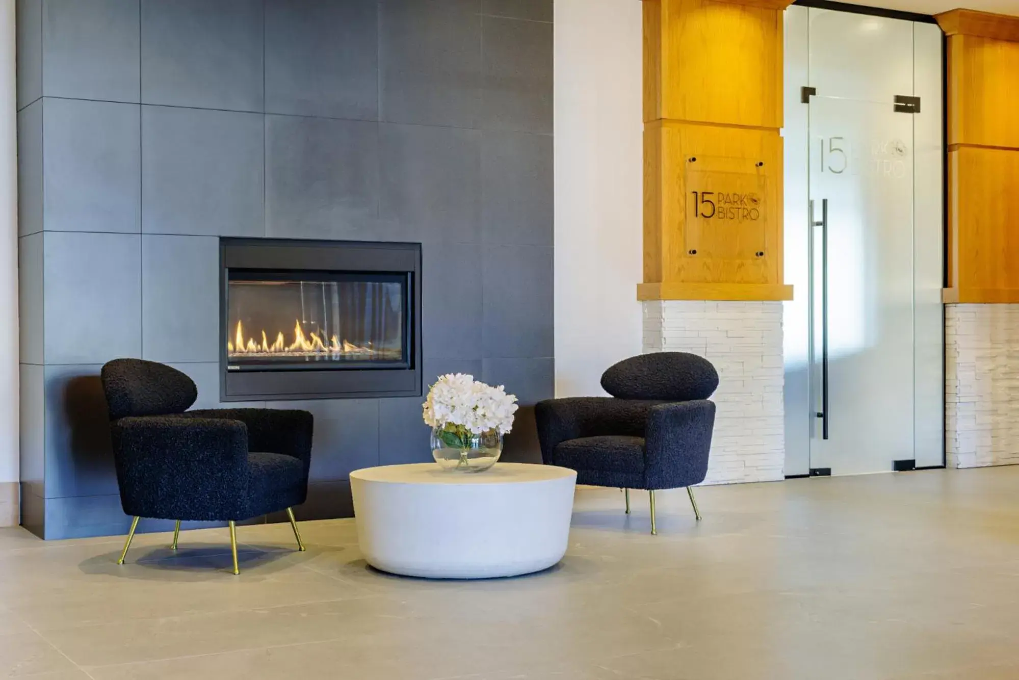 Lobby or reception, Seating Area in Watermark Beach Resort