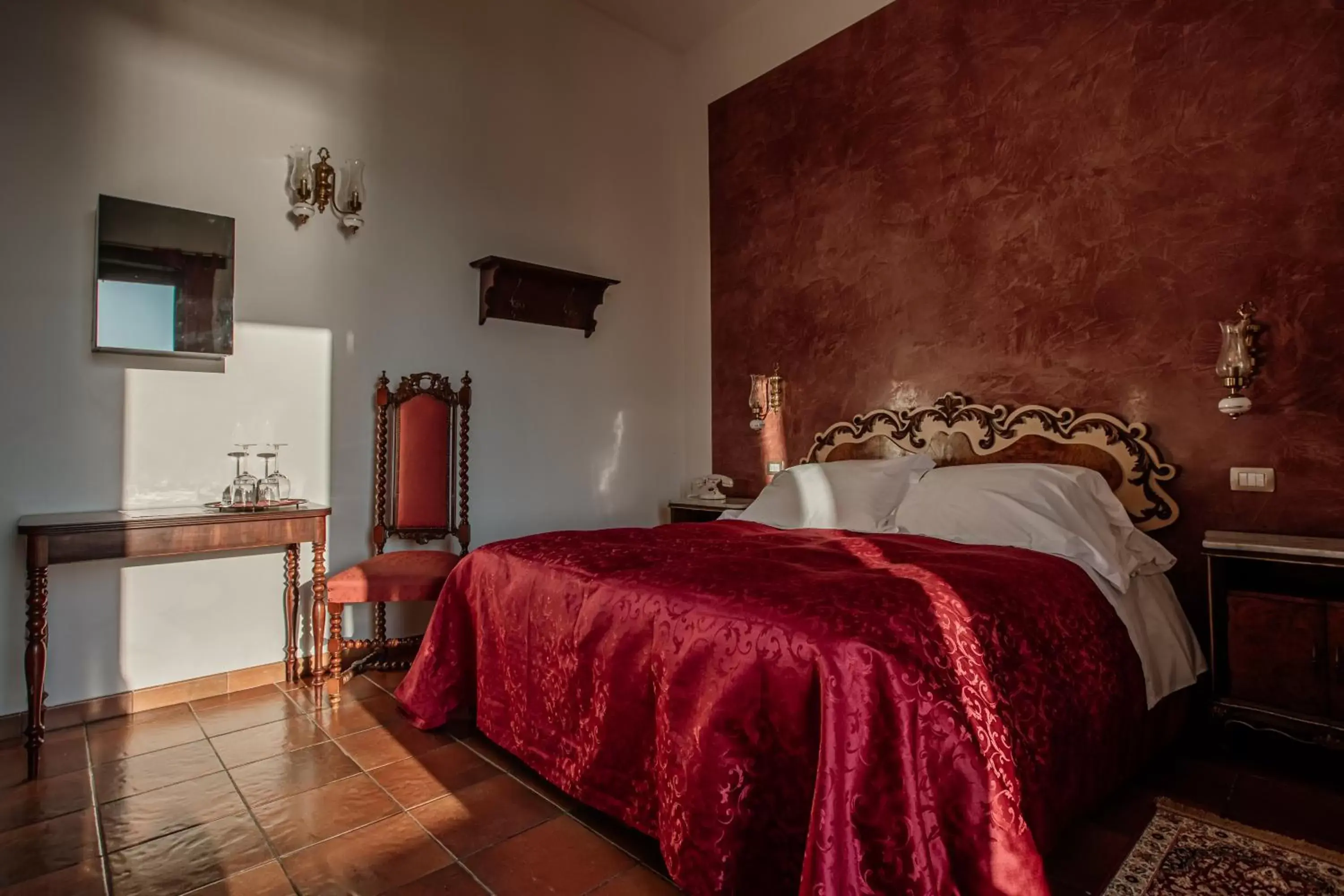 Bedroom, Bed in Palazzo Giunta - Porta Marina Ortigia