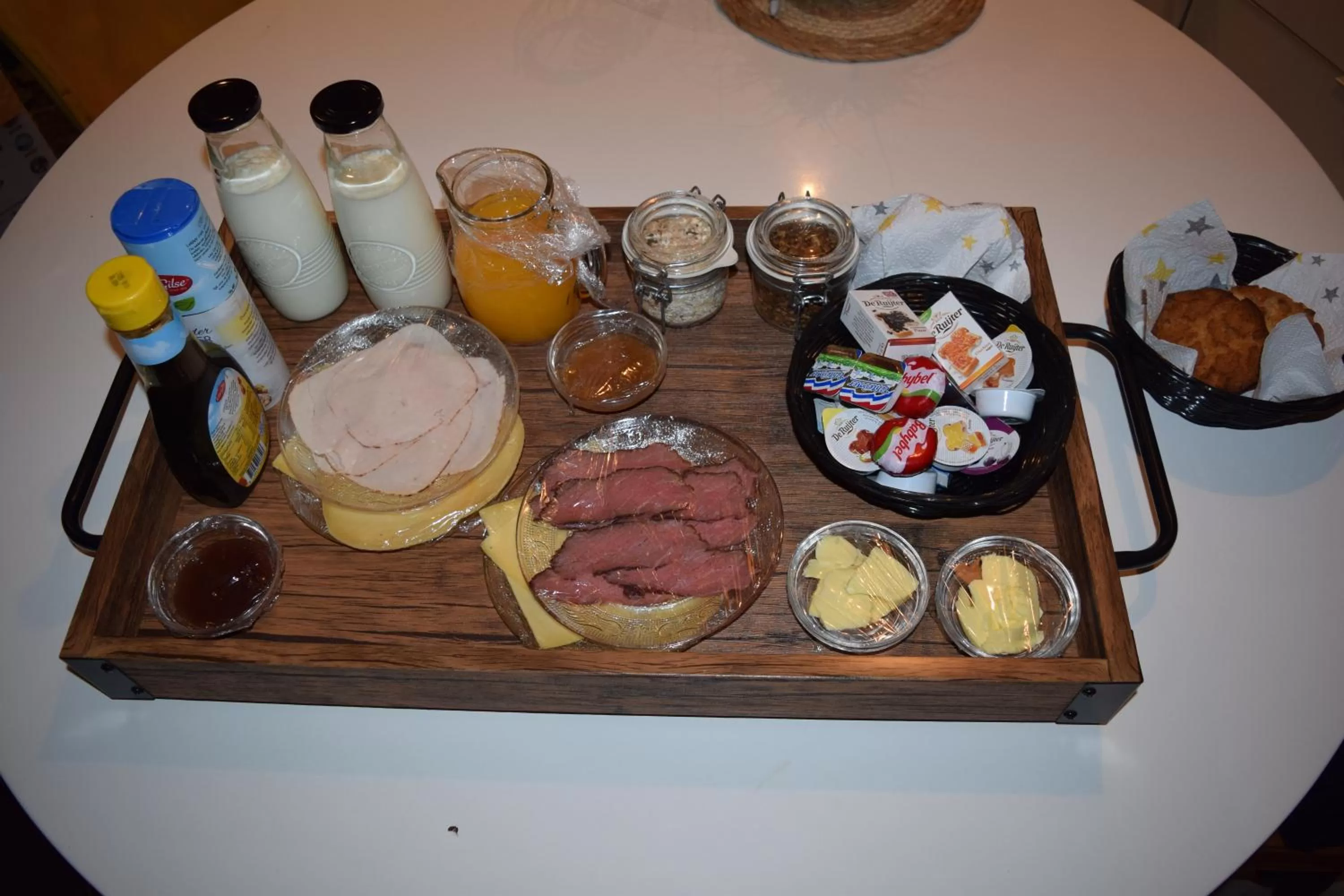 Breakfast in Bed & breakfast Achter ons huis