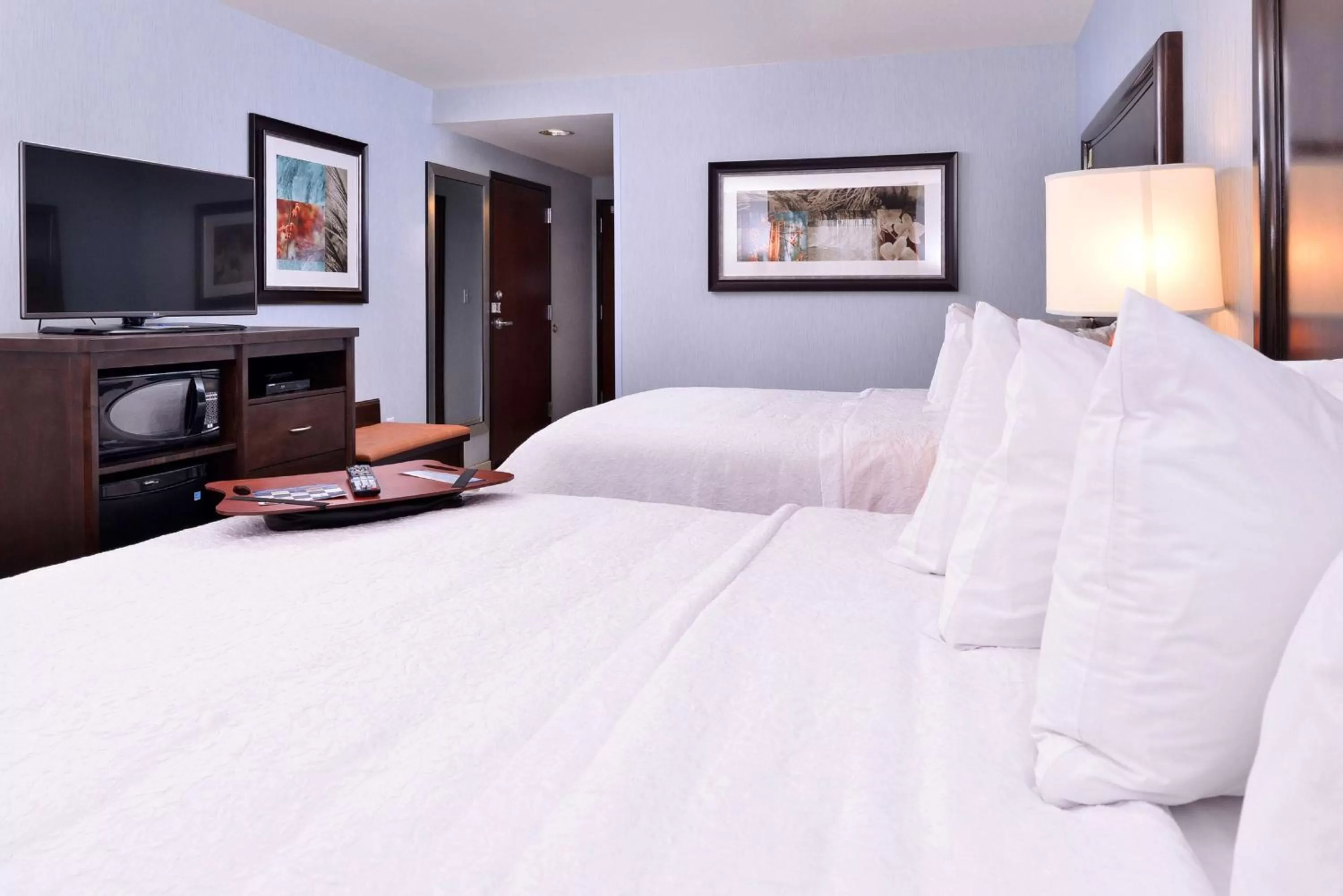 Bed in Hampton Inn Rome