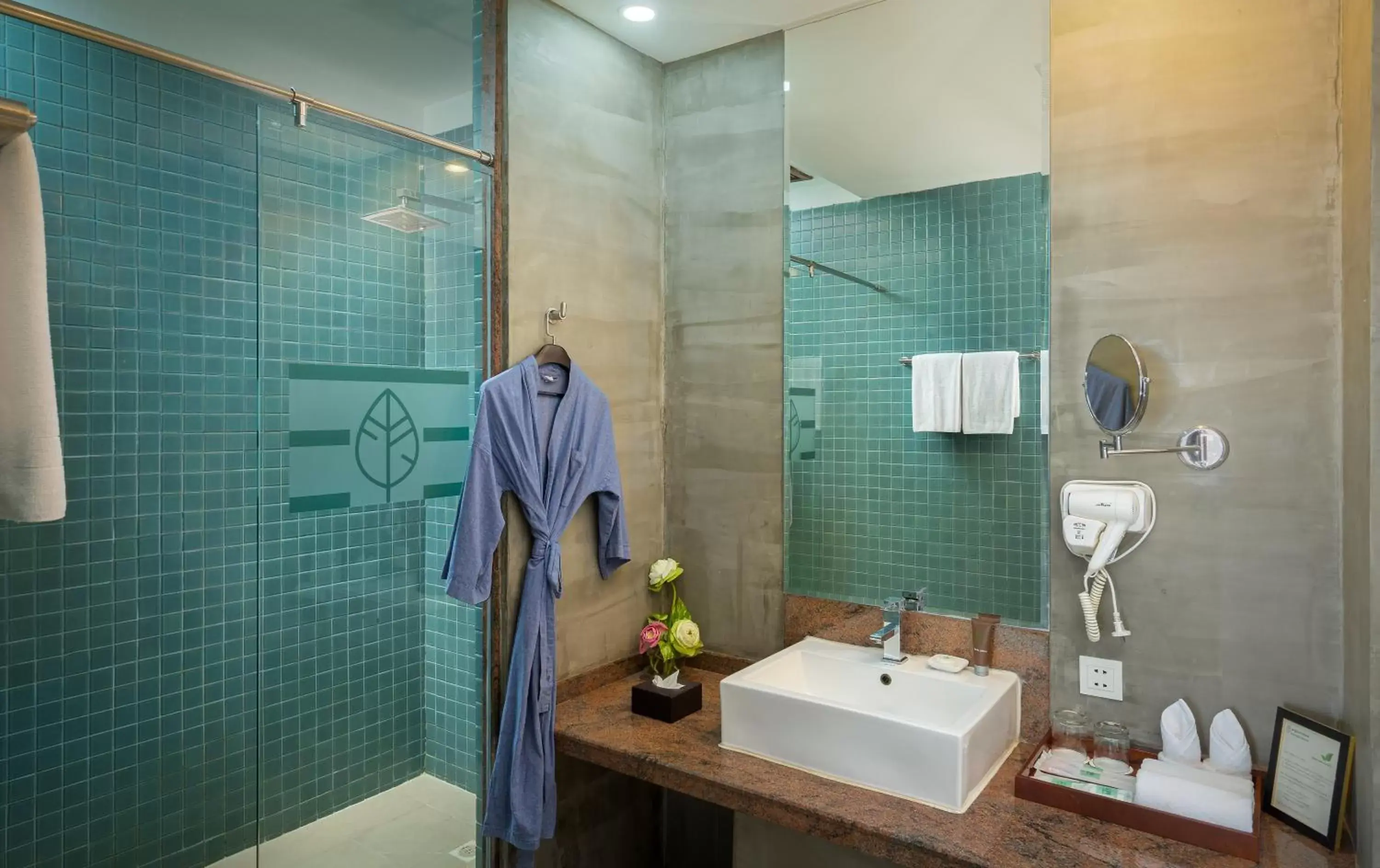 Shower, Bathroom in Koulen Hotel