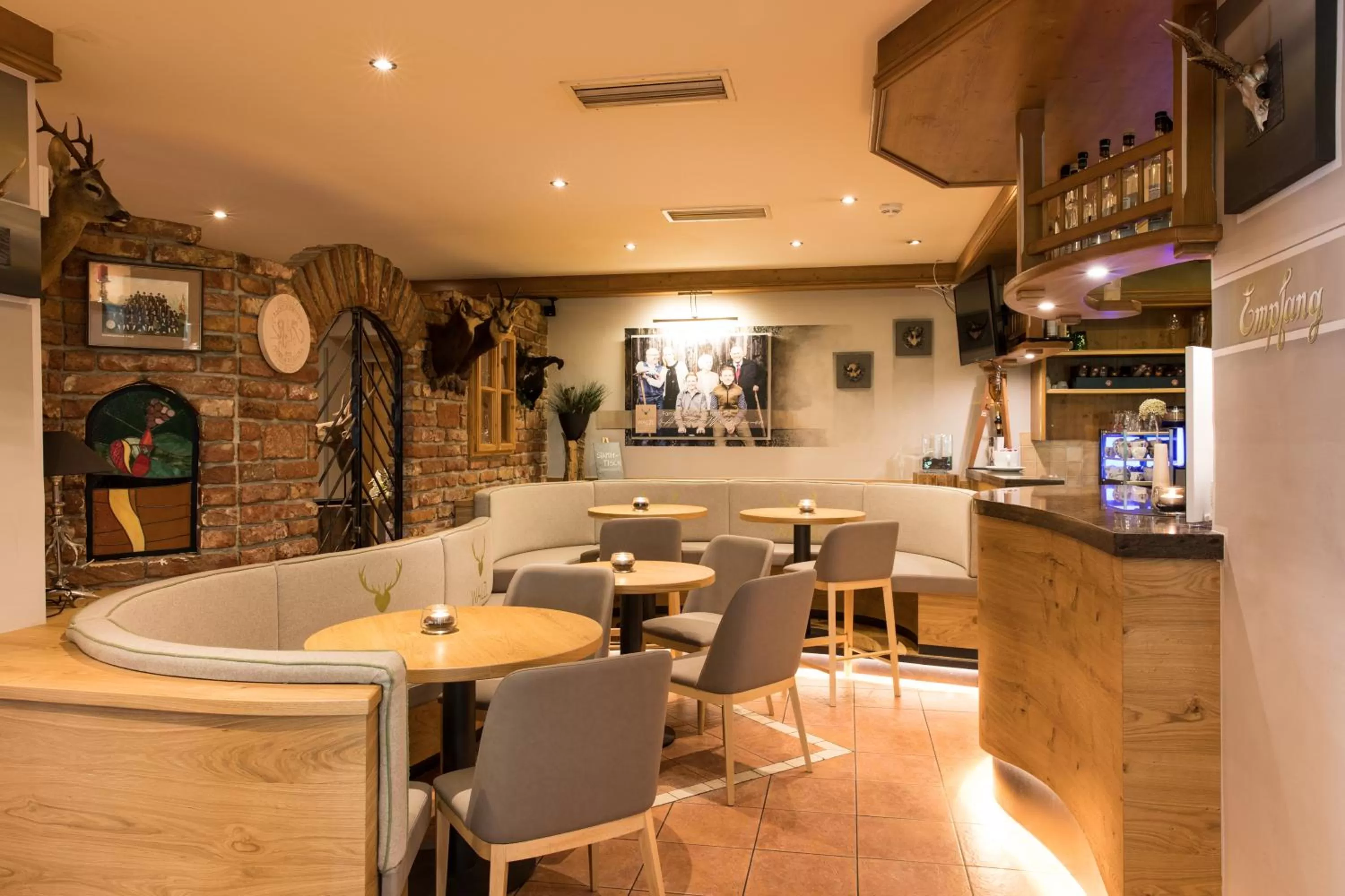 Restaurant/places to eat in Der WALZL