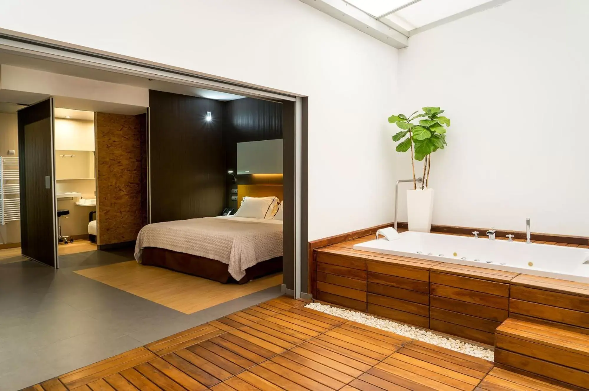 Hot Tub, Bed in Hotel Spa La Casa del Rector Almagro
