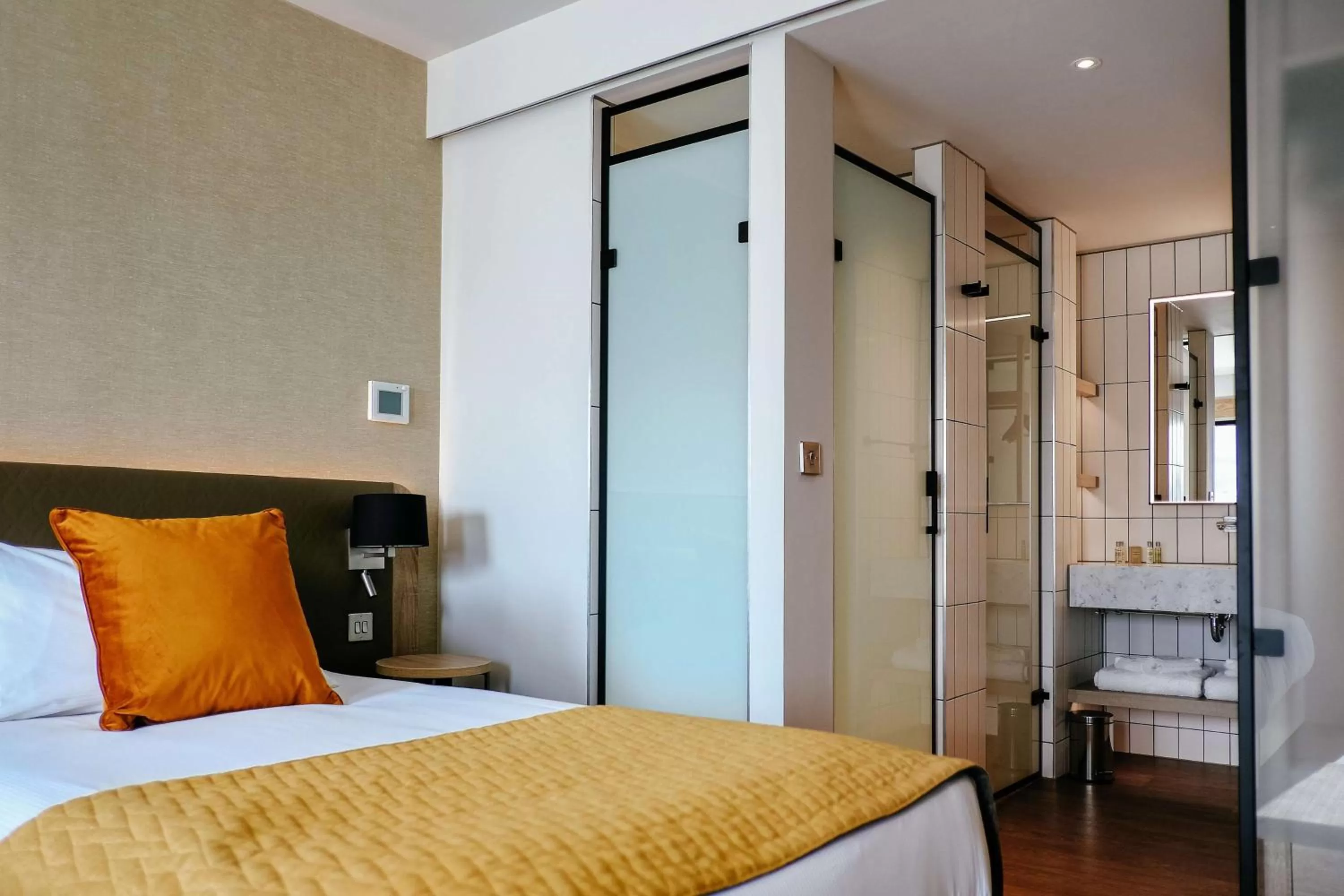 Bed in Hilton Garden Inn Snowdonia