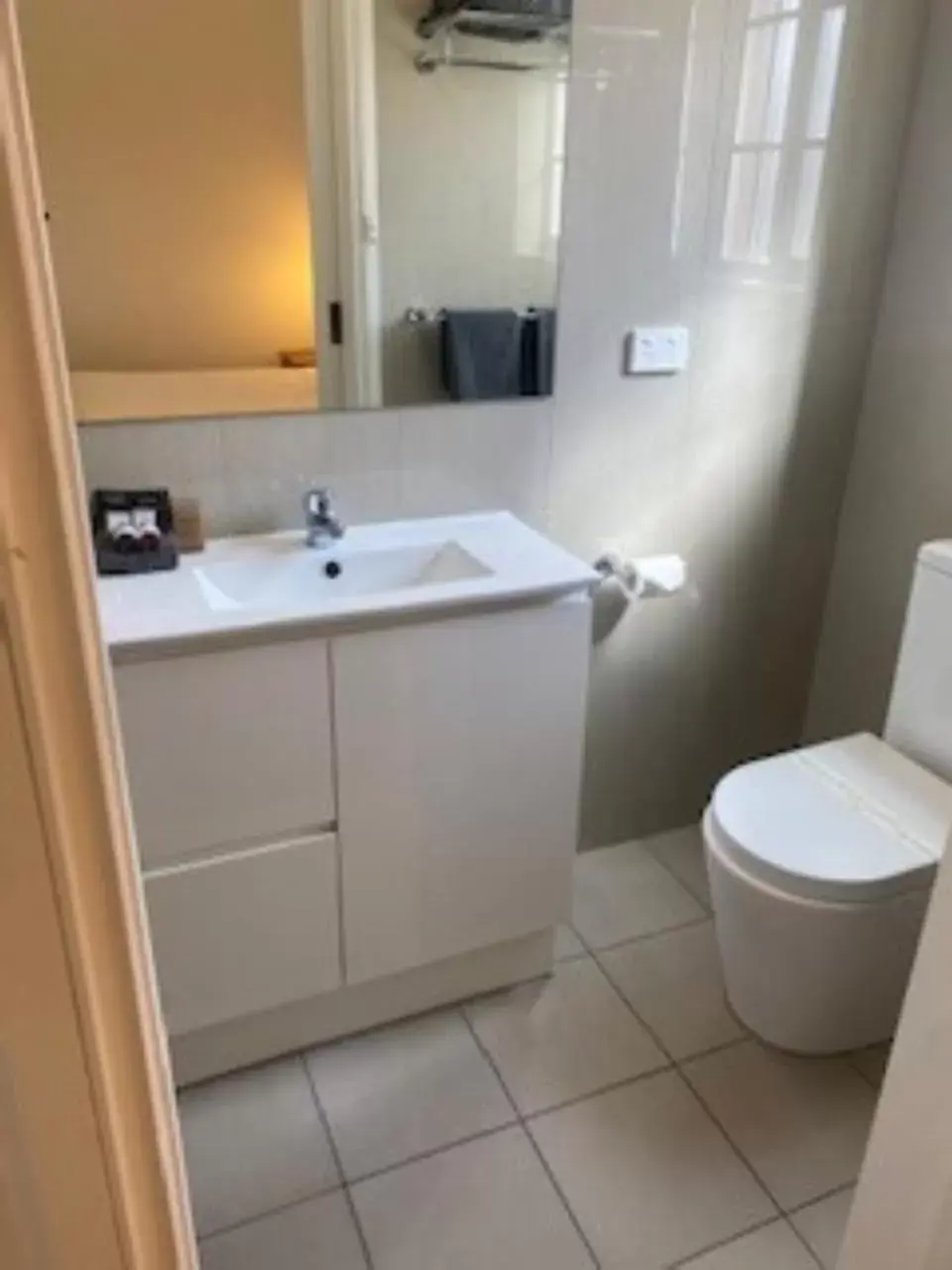 Bathroom in Kinross Inn