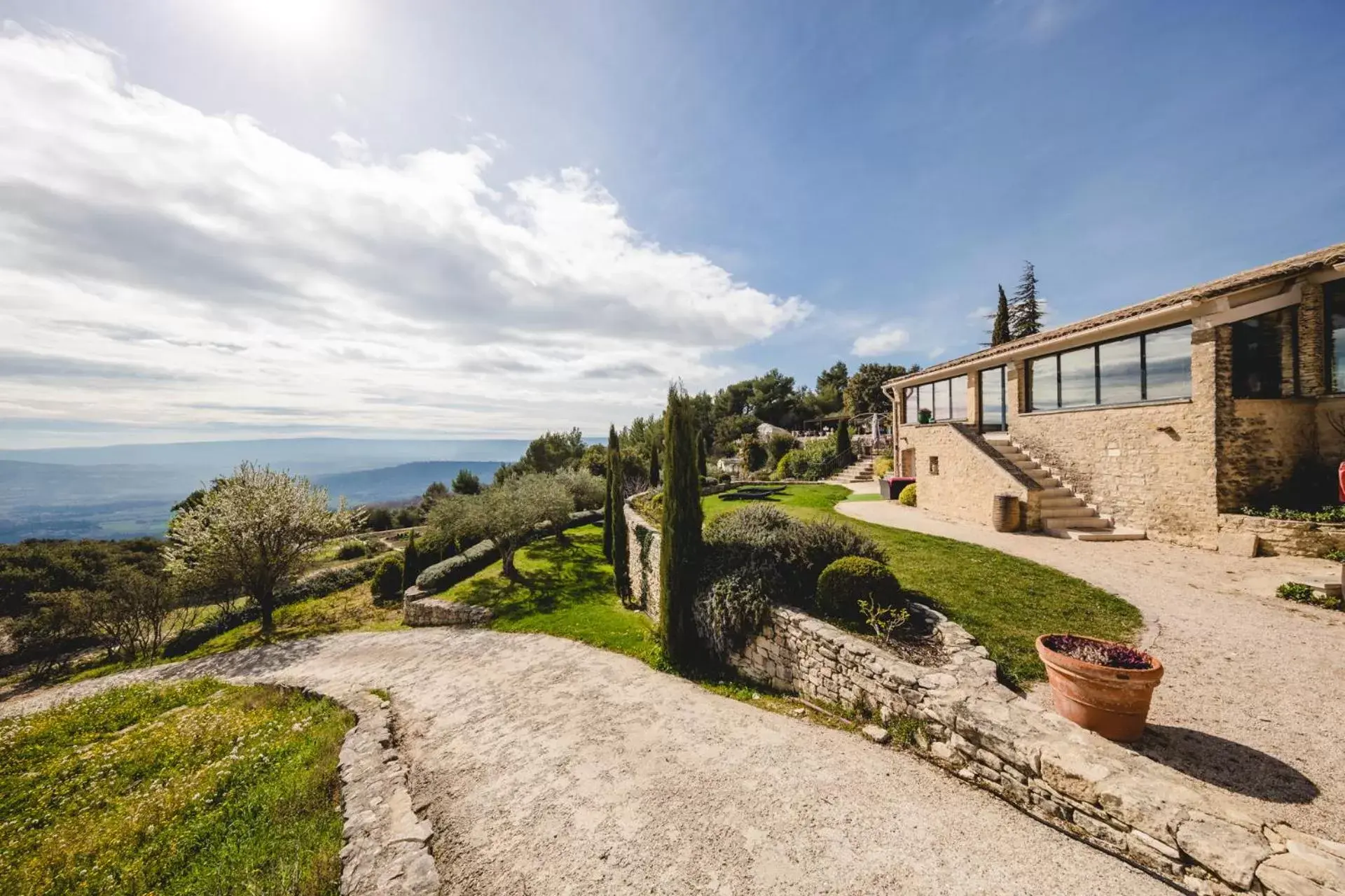 Property building in Le Petit Palais D'Aglae