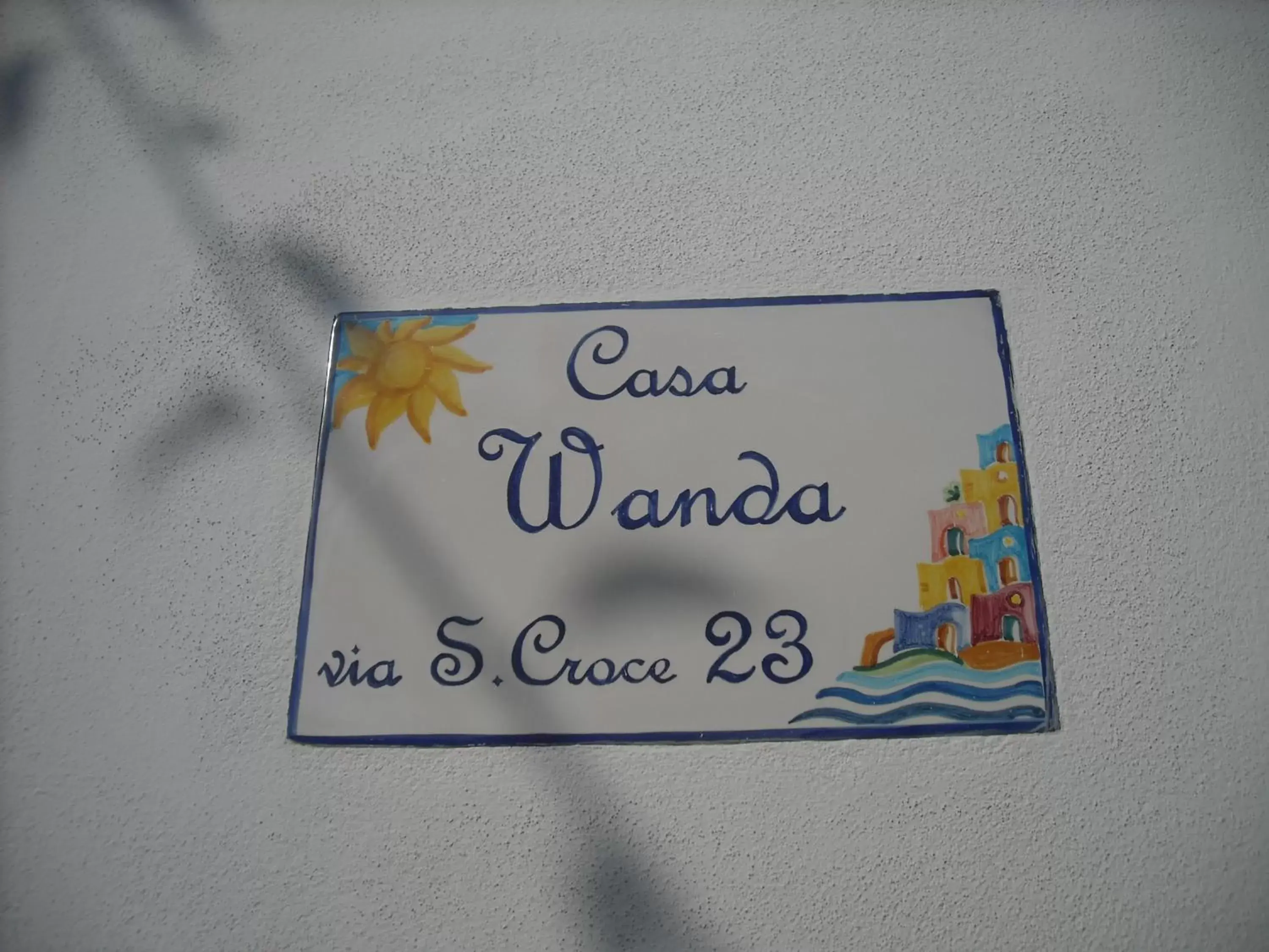 Property building in Casa Wanda