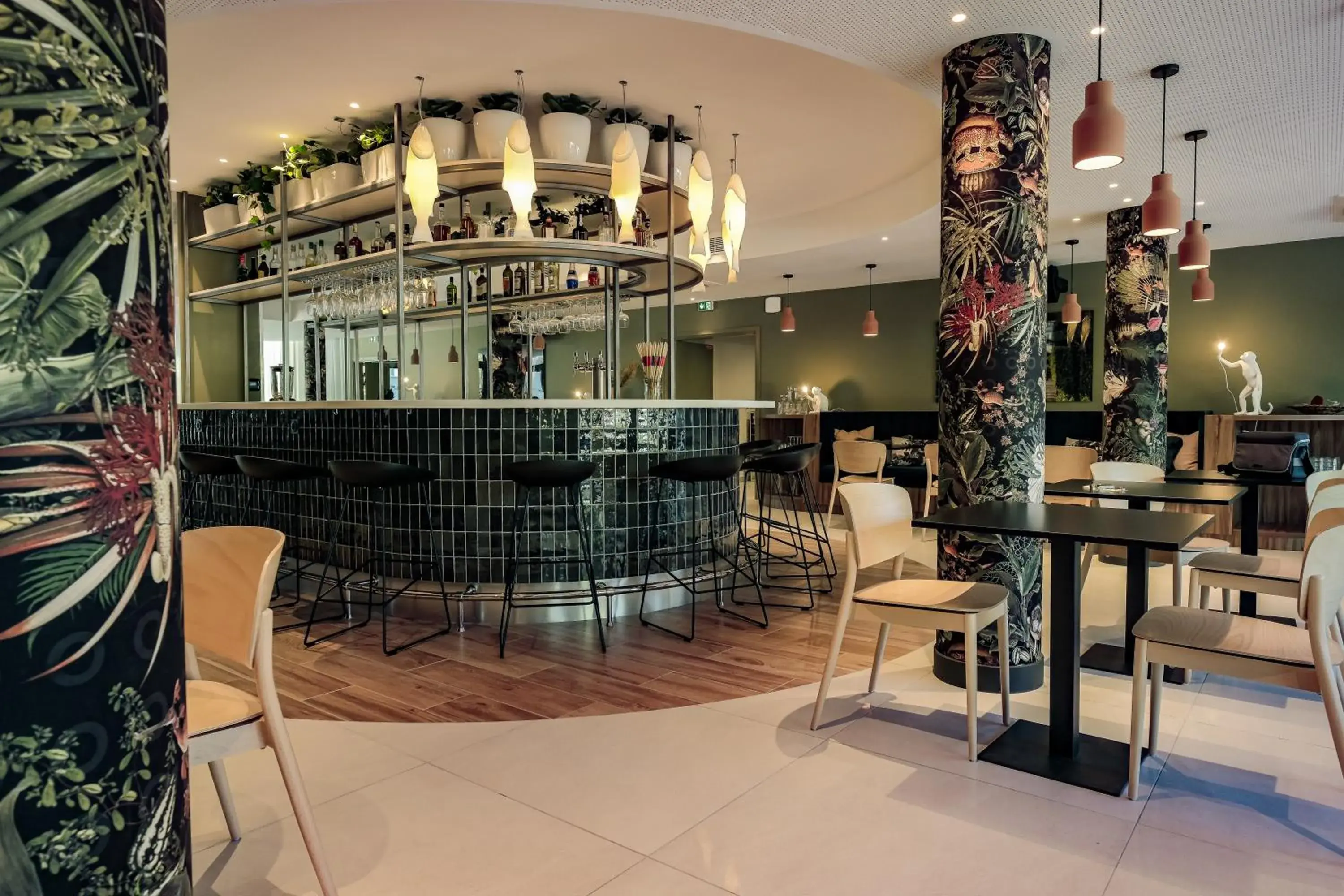 Lounge or bar, Lounge/Bar in Live Hotels Bordeaux Lac