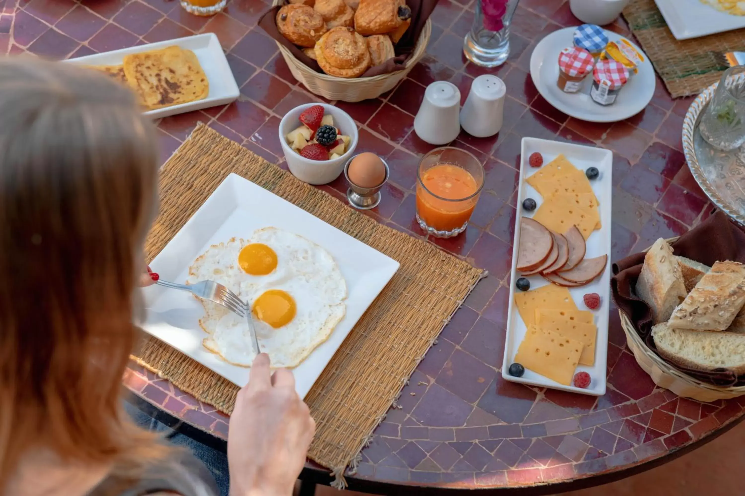 Breakfast in Oasis lodges