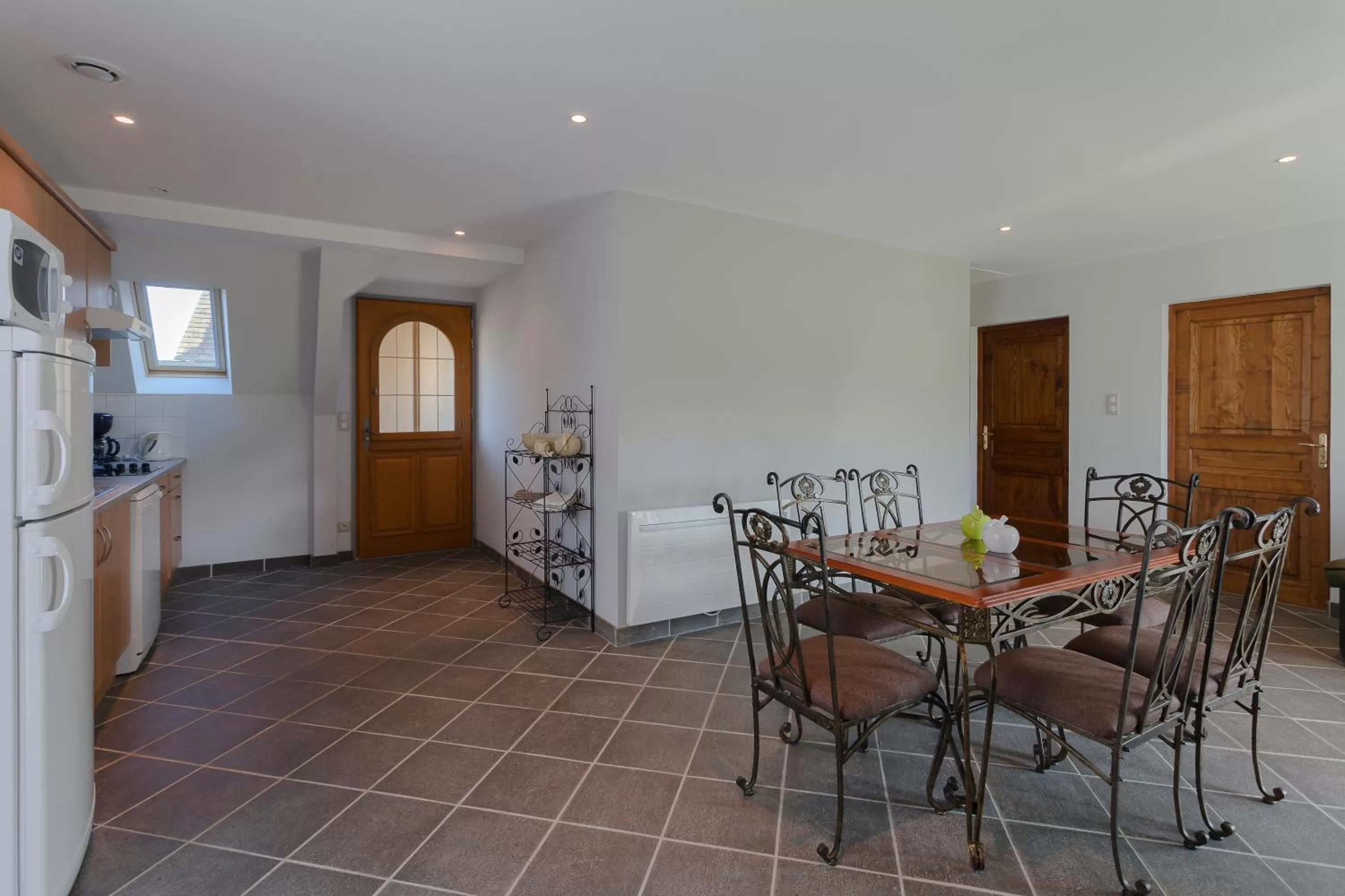 Dining Area in Hôtel Résidence Normandy Country Club by Popinns