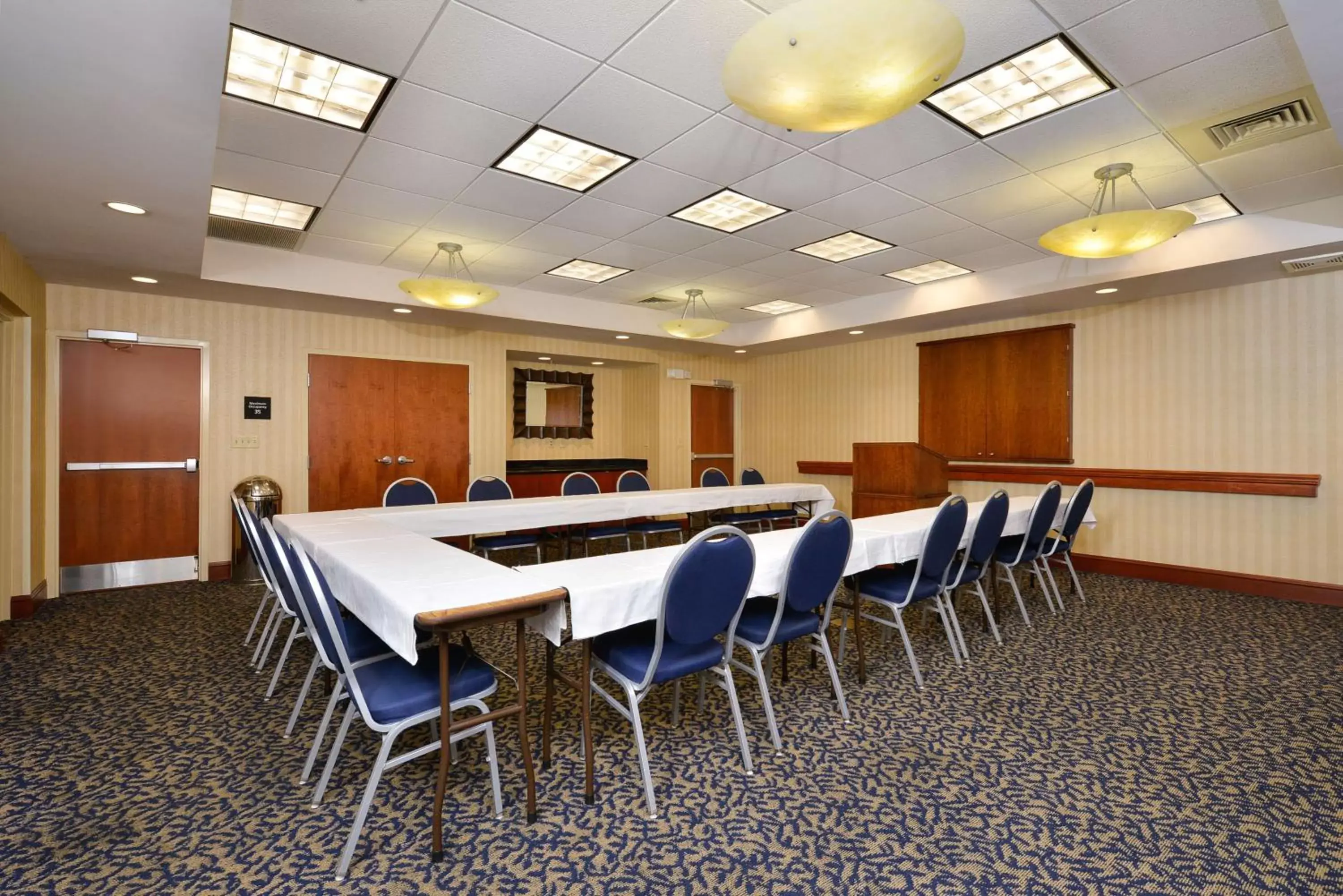 Meeting/conference room in Hampton Inn Farmville