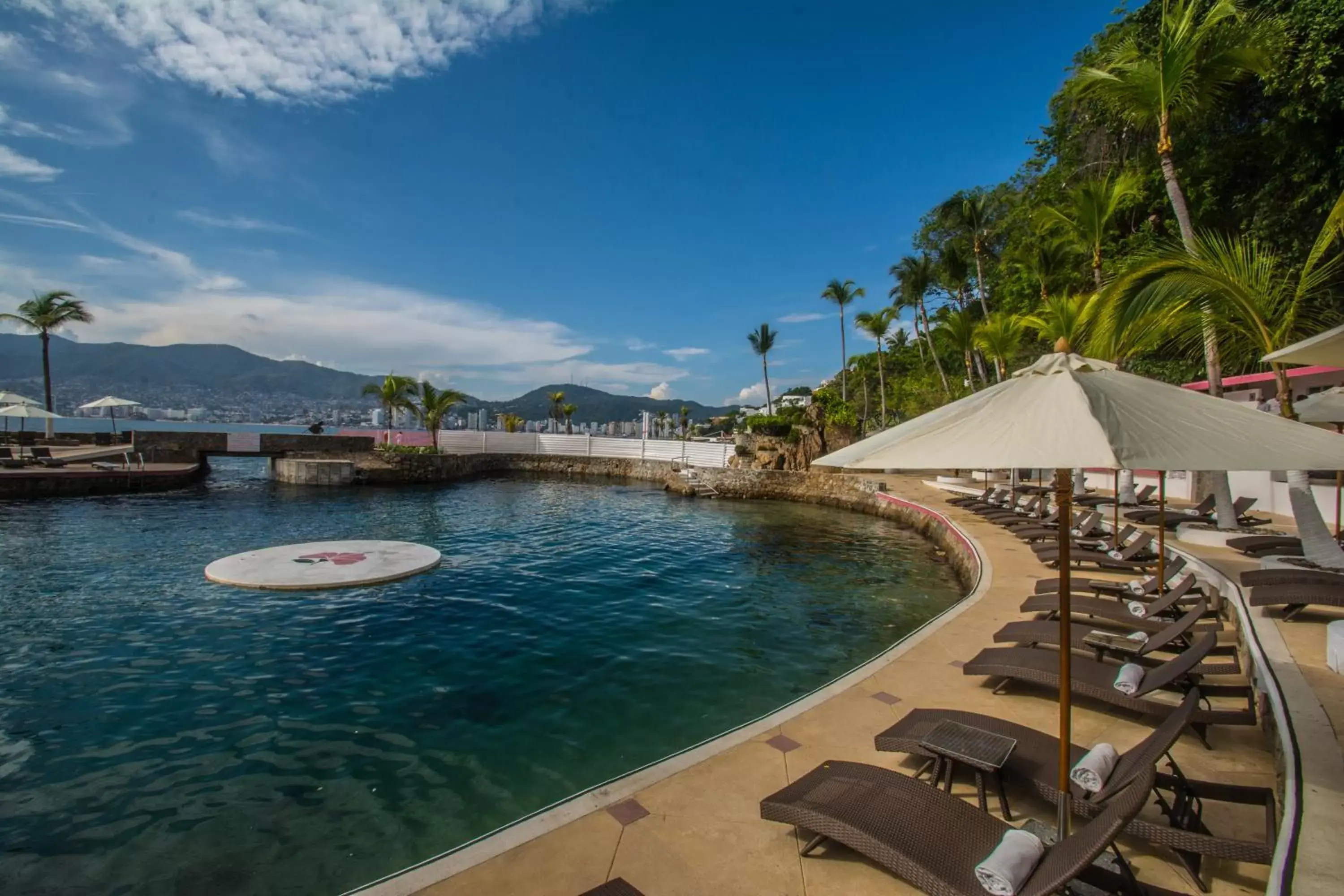 On site, Swimming Pool in Las Brisas Acapulco