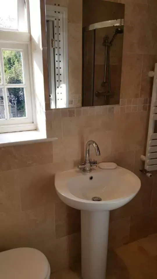 Bathroom in The Oak at Dewlish