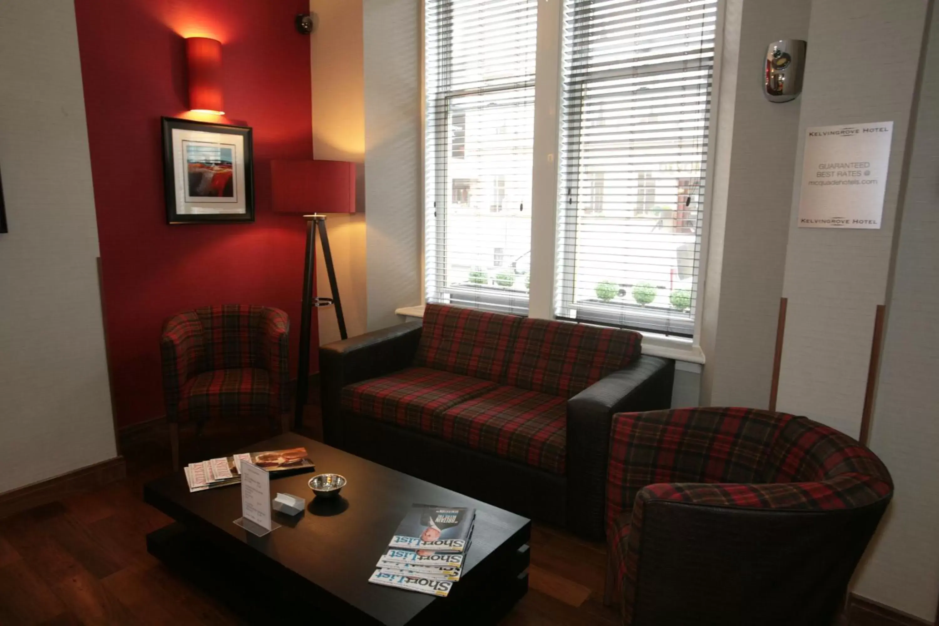 Living room, Seating Area in Kelvingrove Hotel - Sauchiehall St