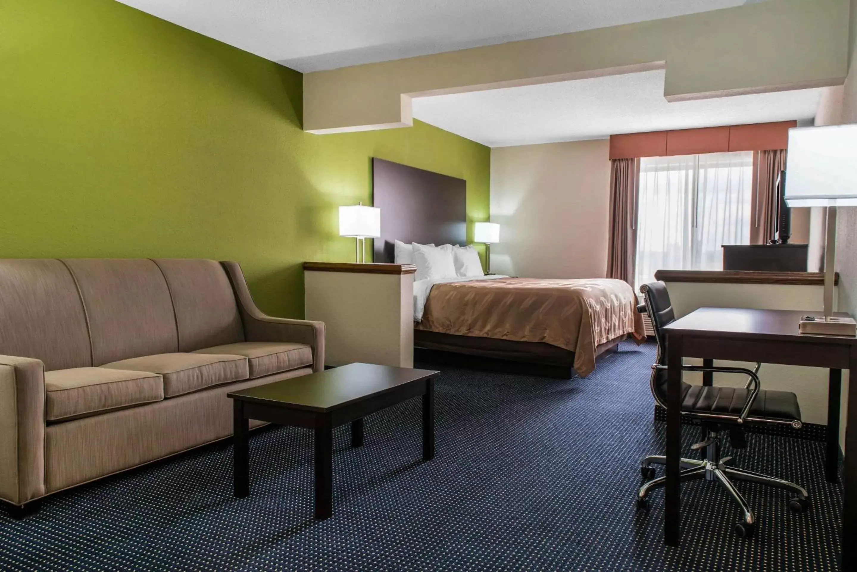 Photo of the whole room in Quality Inn & Suites Anderson I-69