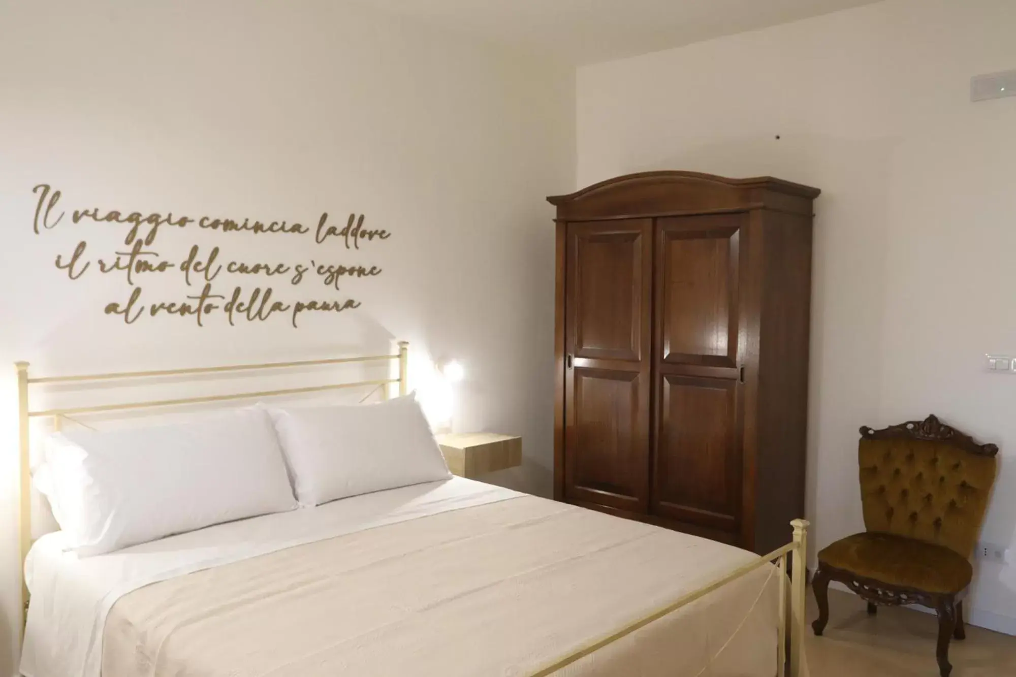 Photo of the whole room, Bed in B&b Casina Il Mandorlo