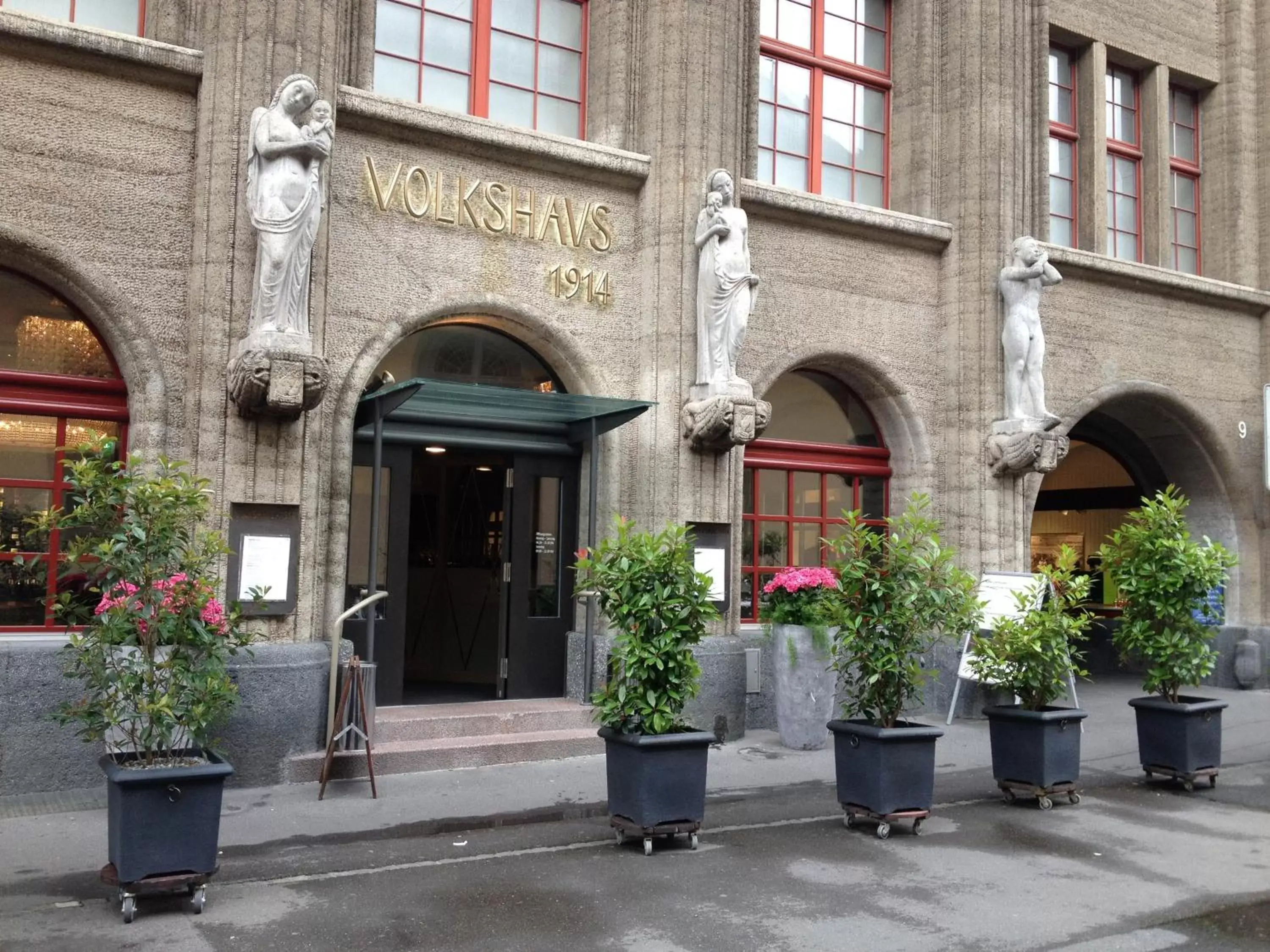 Facade/entrance in Best Western Plus Hotel Bern