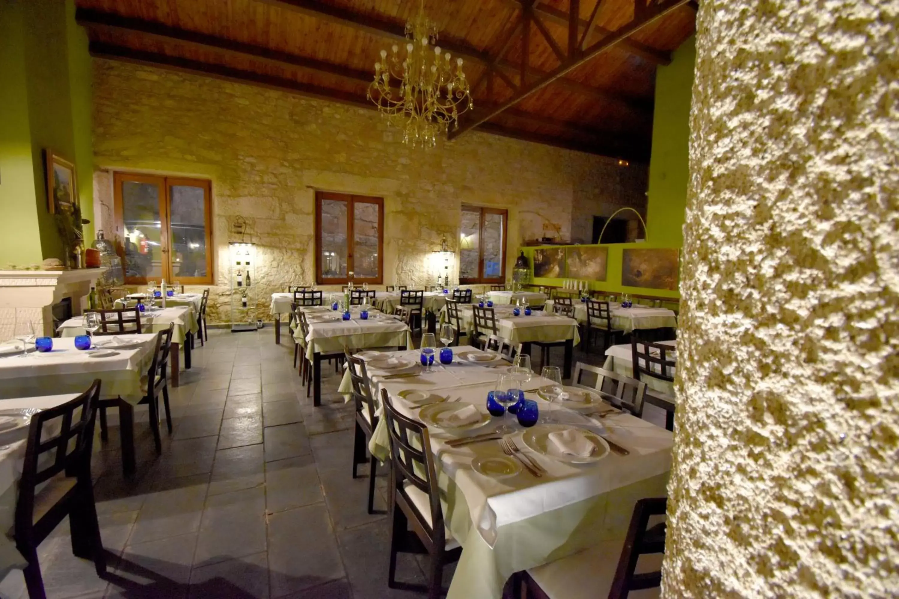 Restaurant/Places to Eat in HOTEL RURAL A VELHA FABRICA