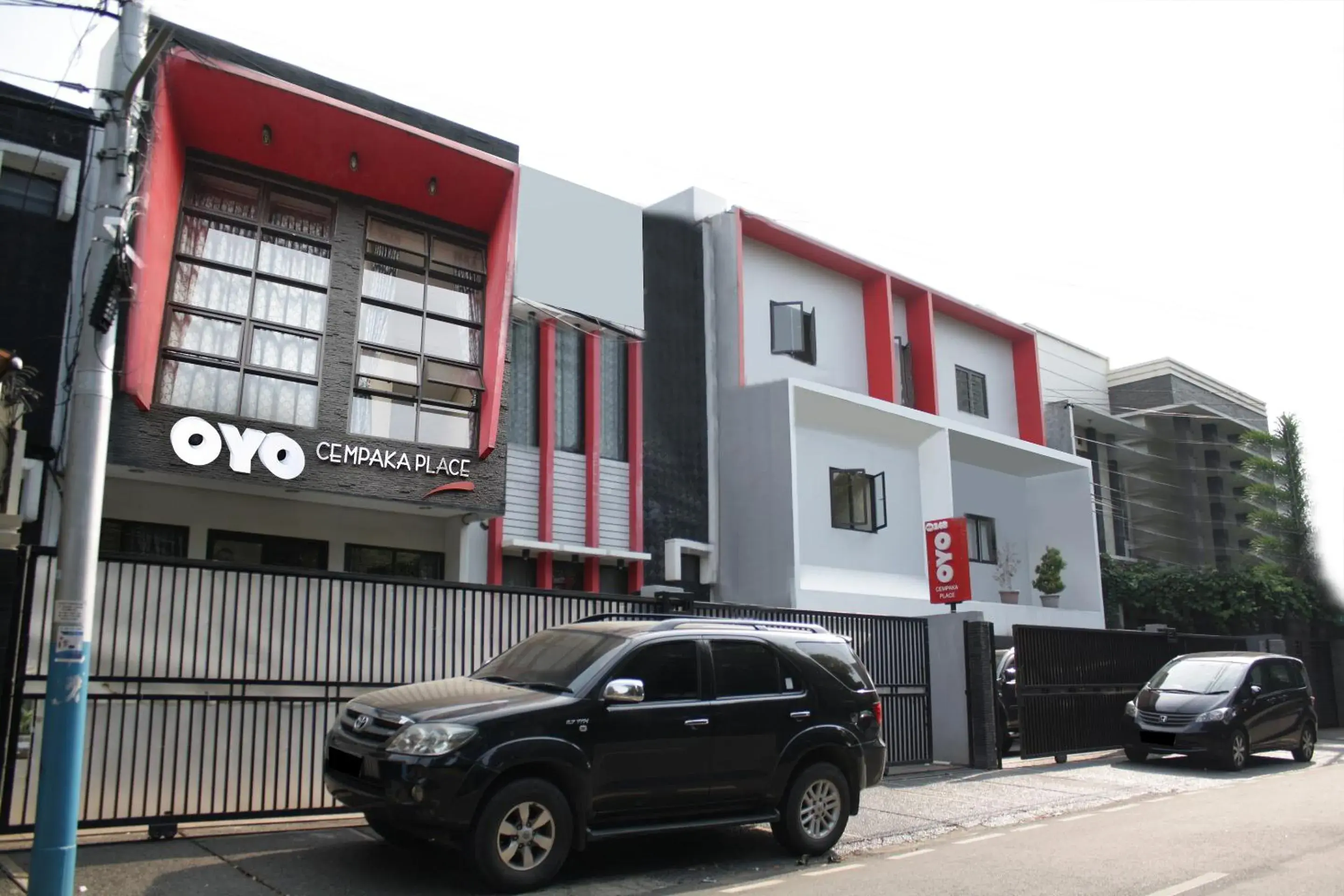 Facade/entrance, Property Building in OYO 148 Cempaka Place Homestay