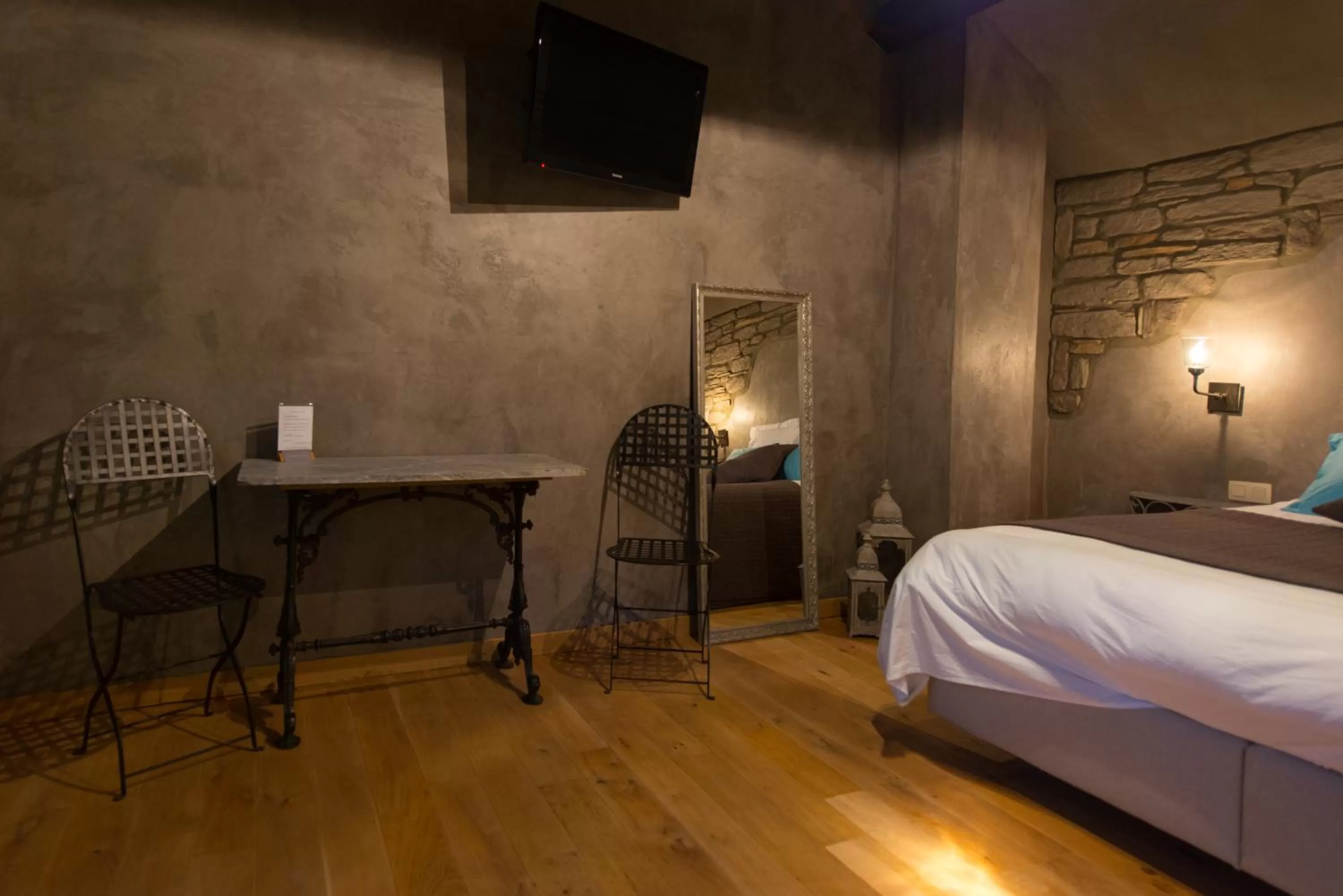 Photo of the whole room, Bed in Les Chambres du Vivier, chambres d'hôtes à Durbuy