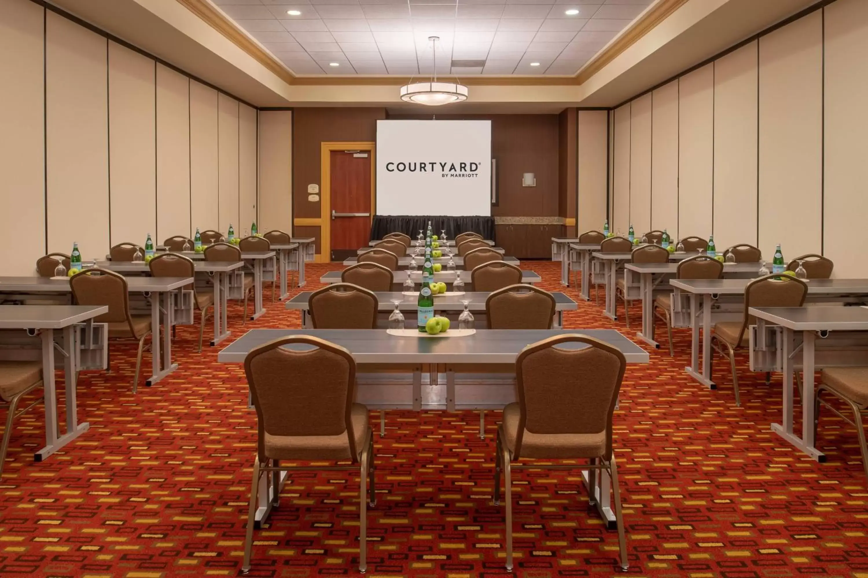 Meeting/conference room in Courtyard by Marriott Sacramento Cal Expo