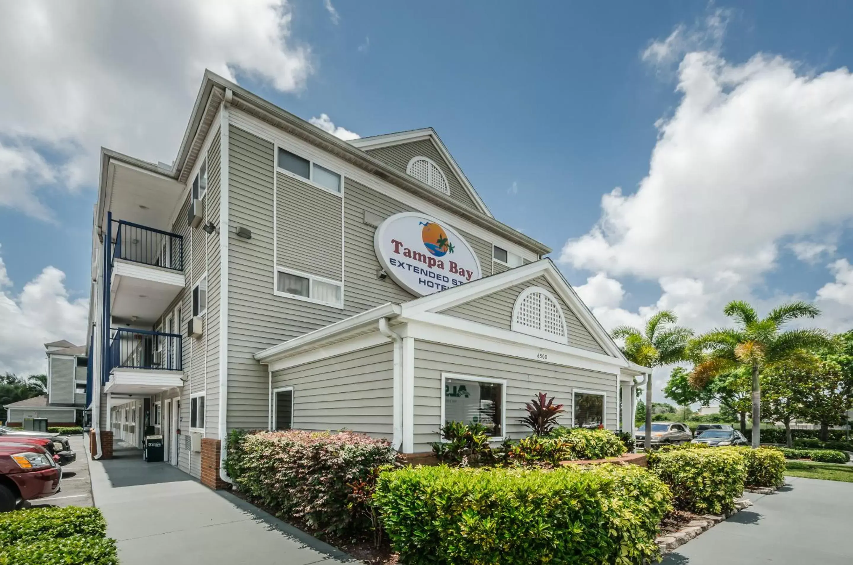 Facade/Entrance in Tampa Bay Extended Stay Hotel