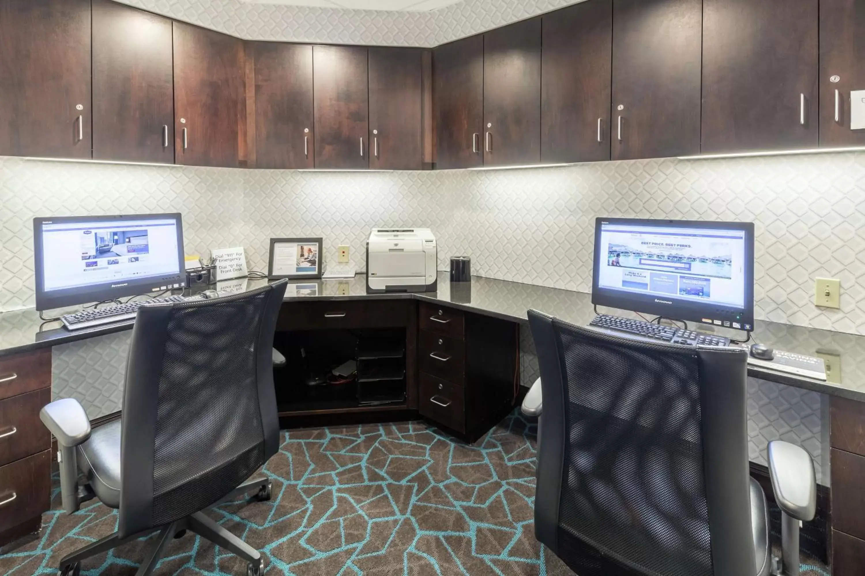 Business facilities, Business Area/Conference Room in Hampton Inn & Suites Rochester-North