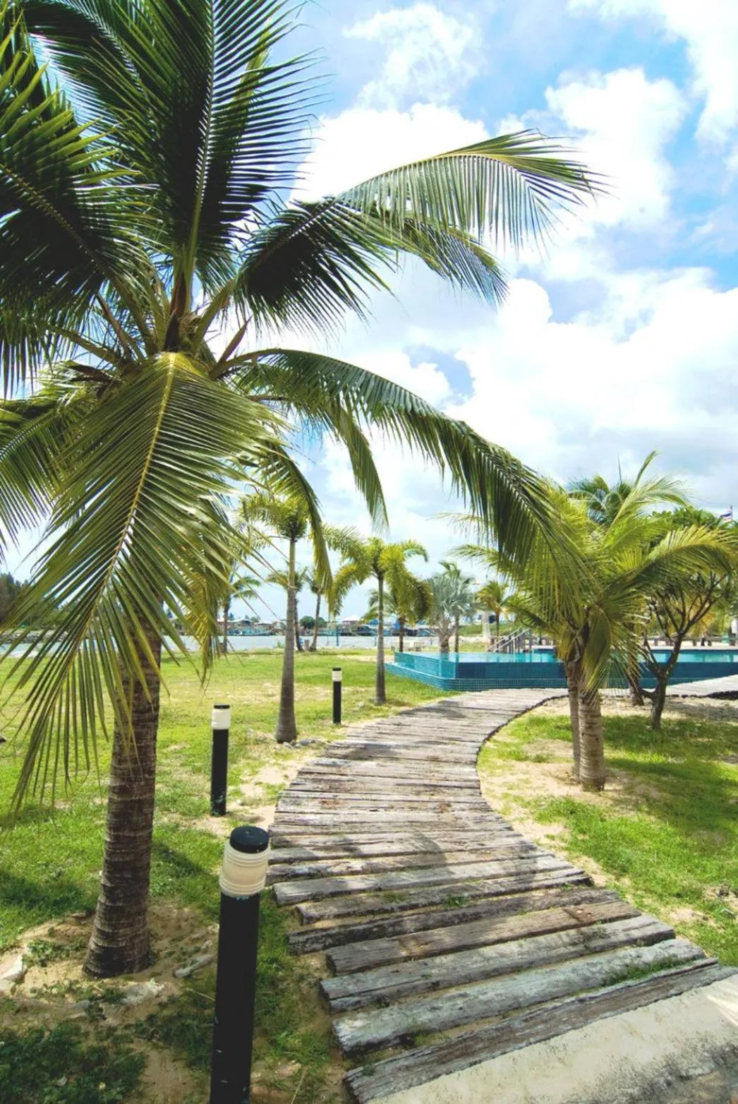 Garden in Lawana Escape