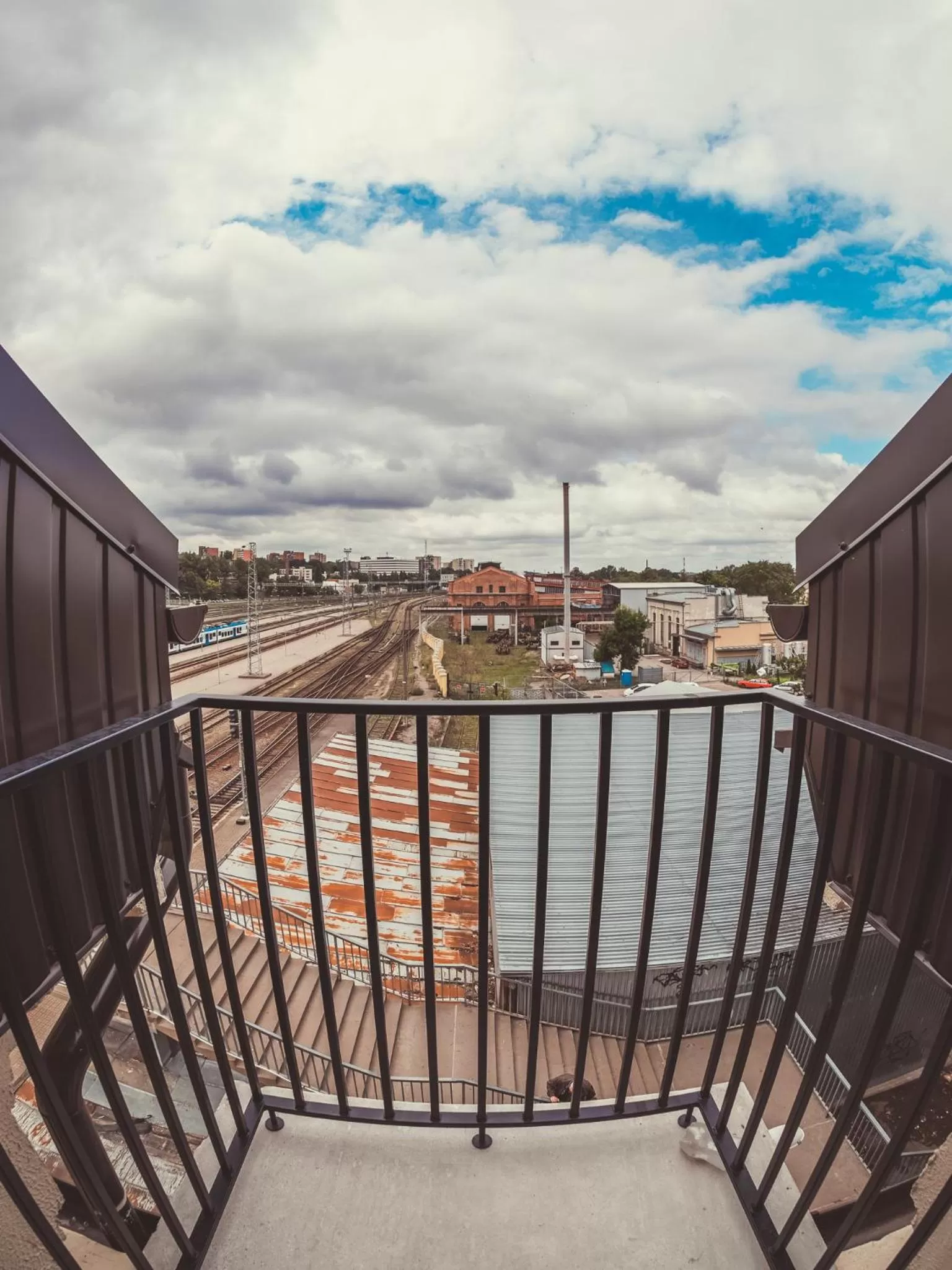 Street view, Balcony/Terrace in SELF CHECK-IN Hotel Railway Apartments