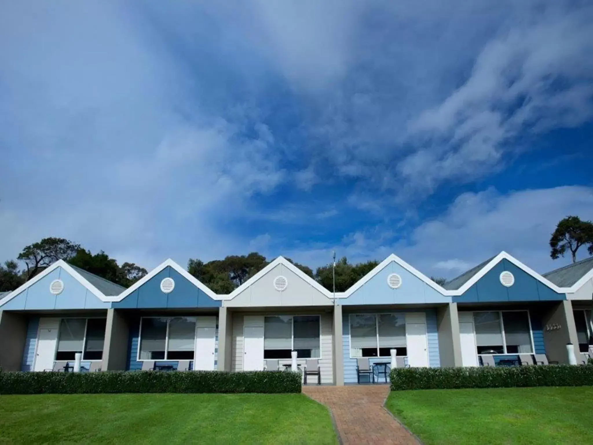 Property Building in Sorrento Beach Motel