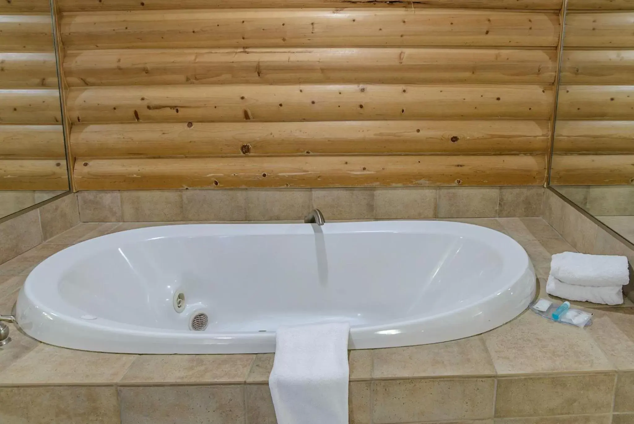 Bathroom in Pioneer Lodge Zion National Park-Springdale