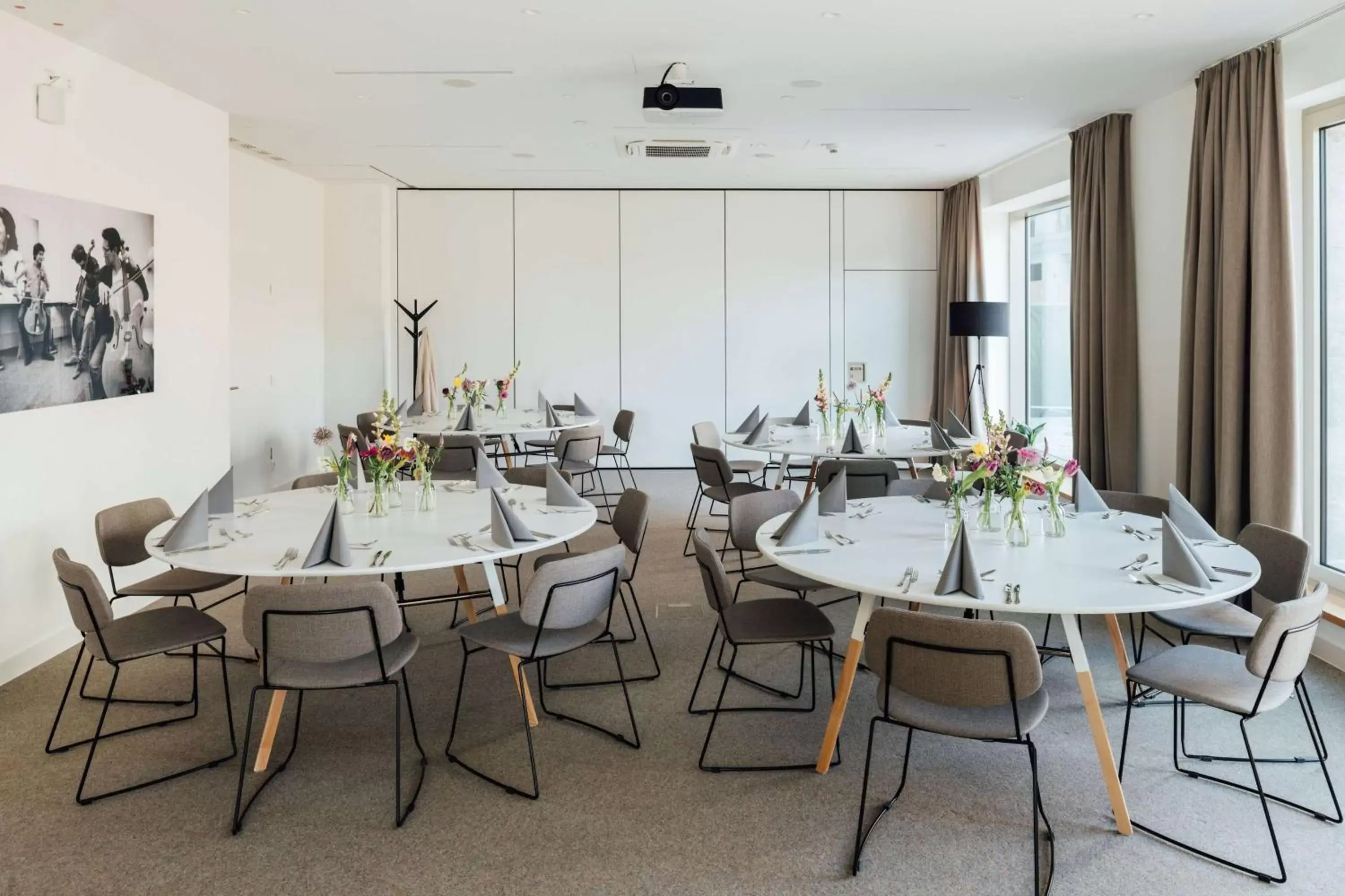 Meeting/conference room in Vienna House by Wyndham MQ Kronberg