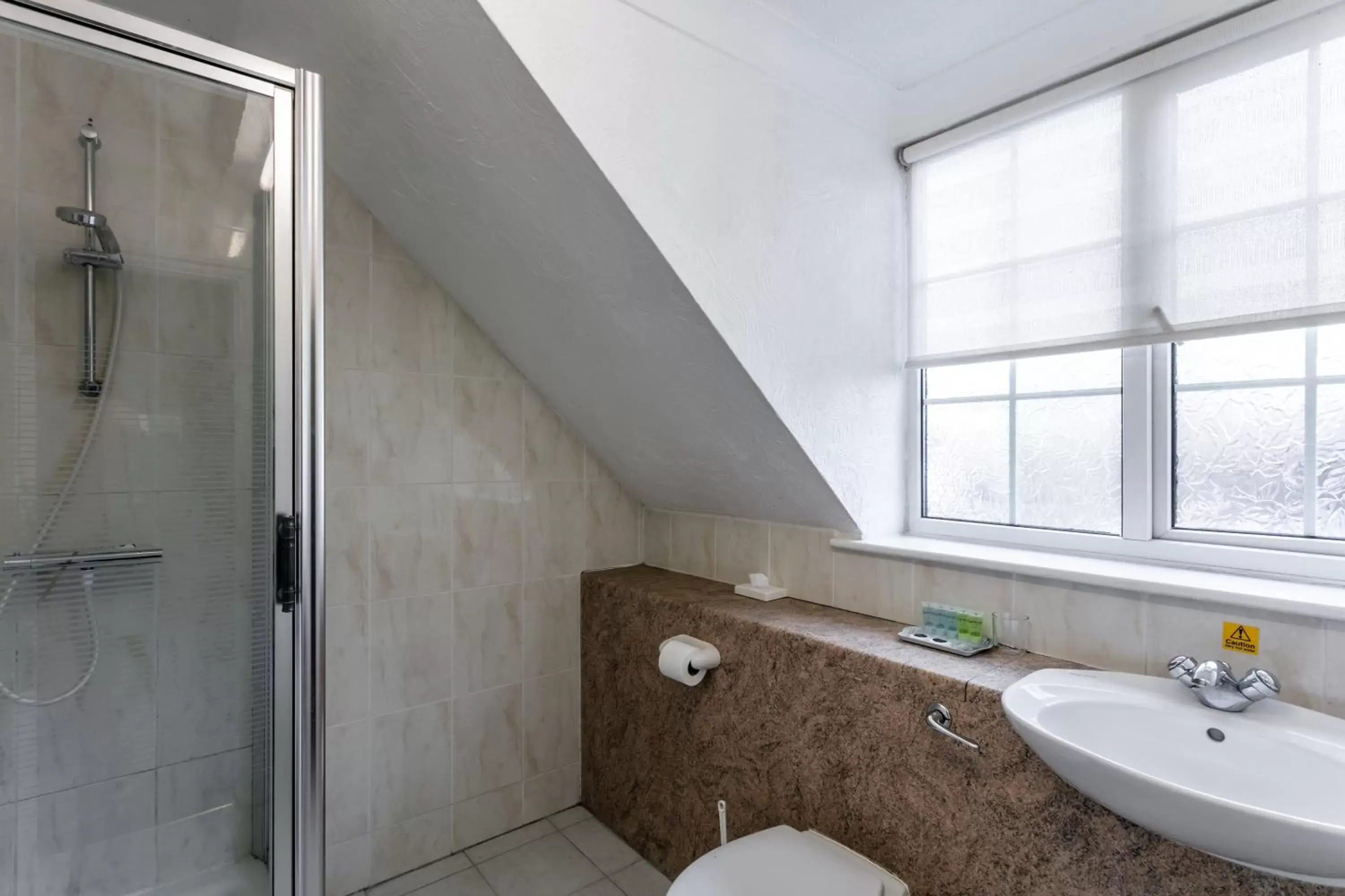 Bathroom in Roydon Marina Village Hotel