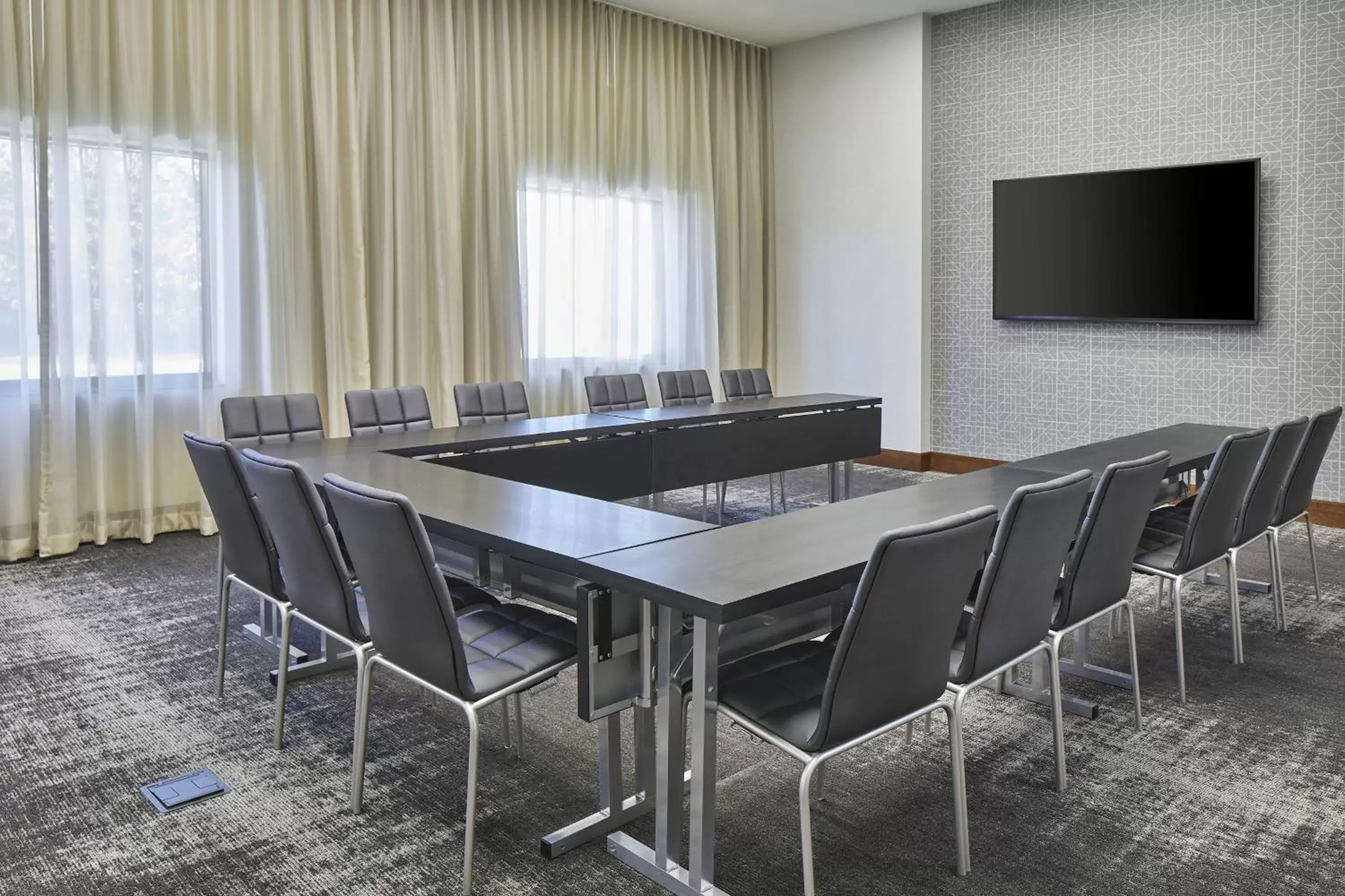 Meeting/conference room in AC Hotel by Marriott Atlanta Airport Gateway