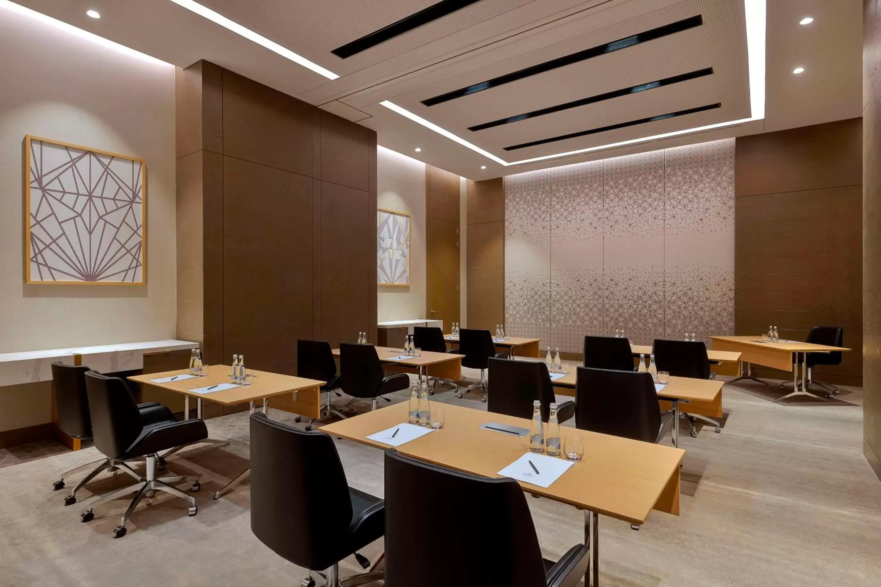 Meeting/conference room in Hilton Abu Dhabi Yas Island