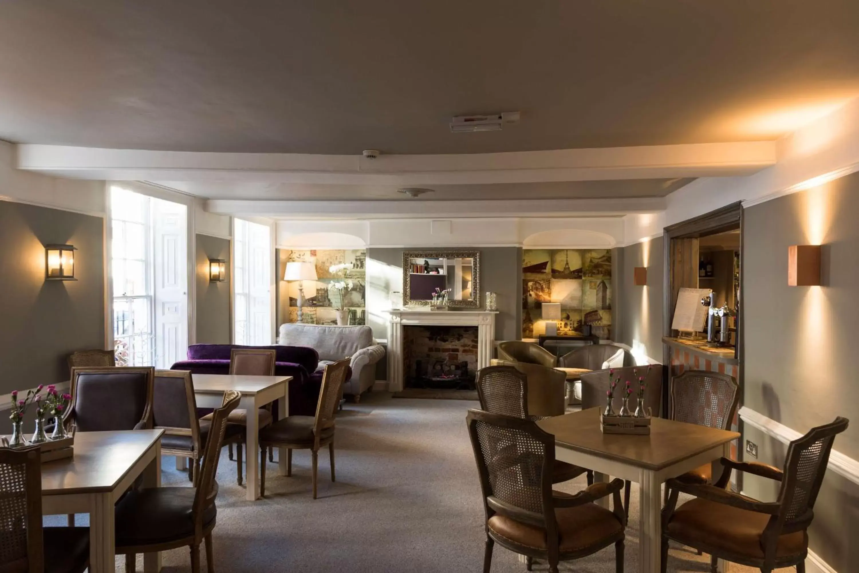 Lounge or bar, Restaurant/Places to Eat in Best Western Wessex Royale Hotel Dorchester