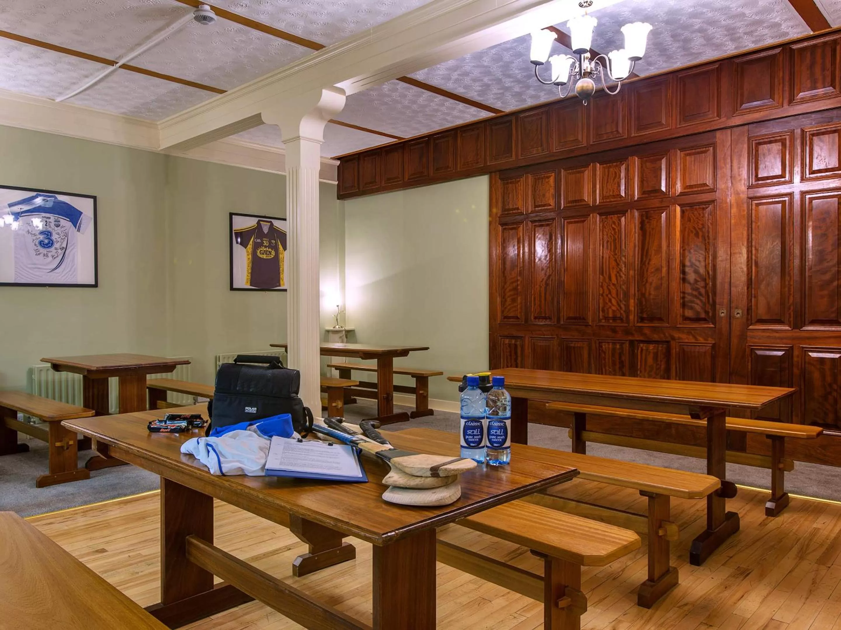 Communal lounge/ TV room in Gold Coast Resort Dungarvan