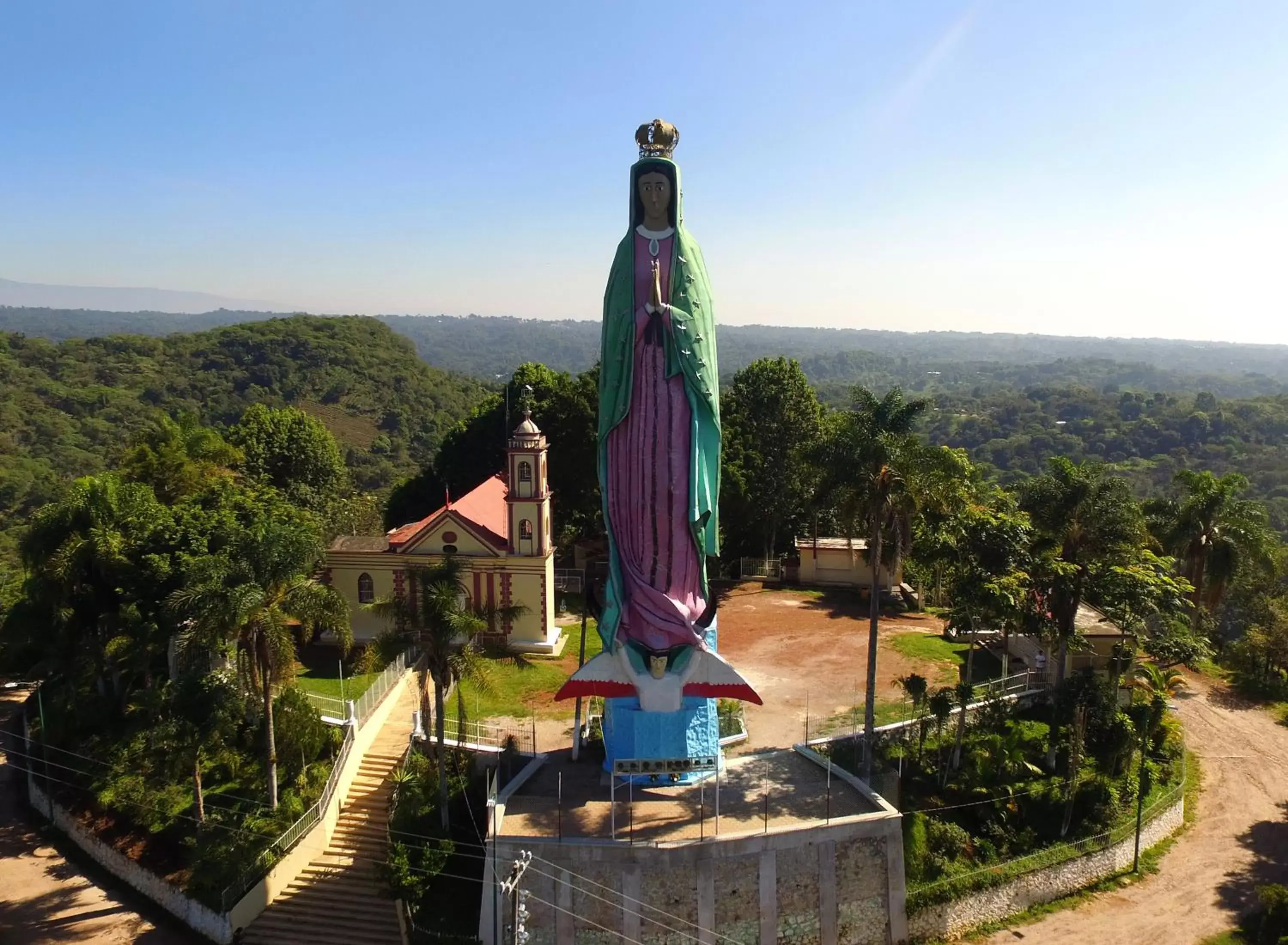 Nearby landmark in Mision Los Cocuyos Alta Montana